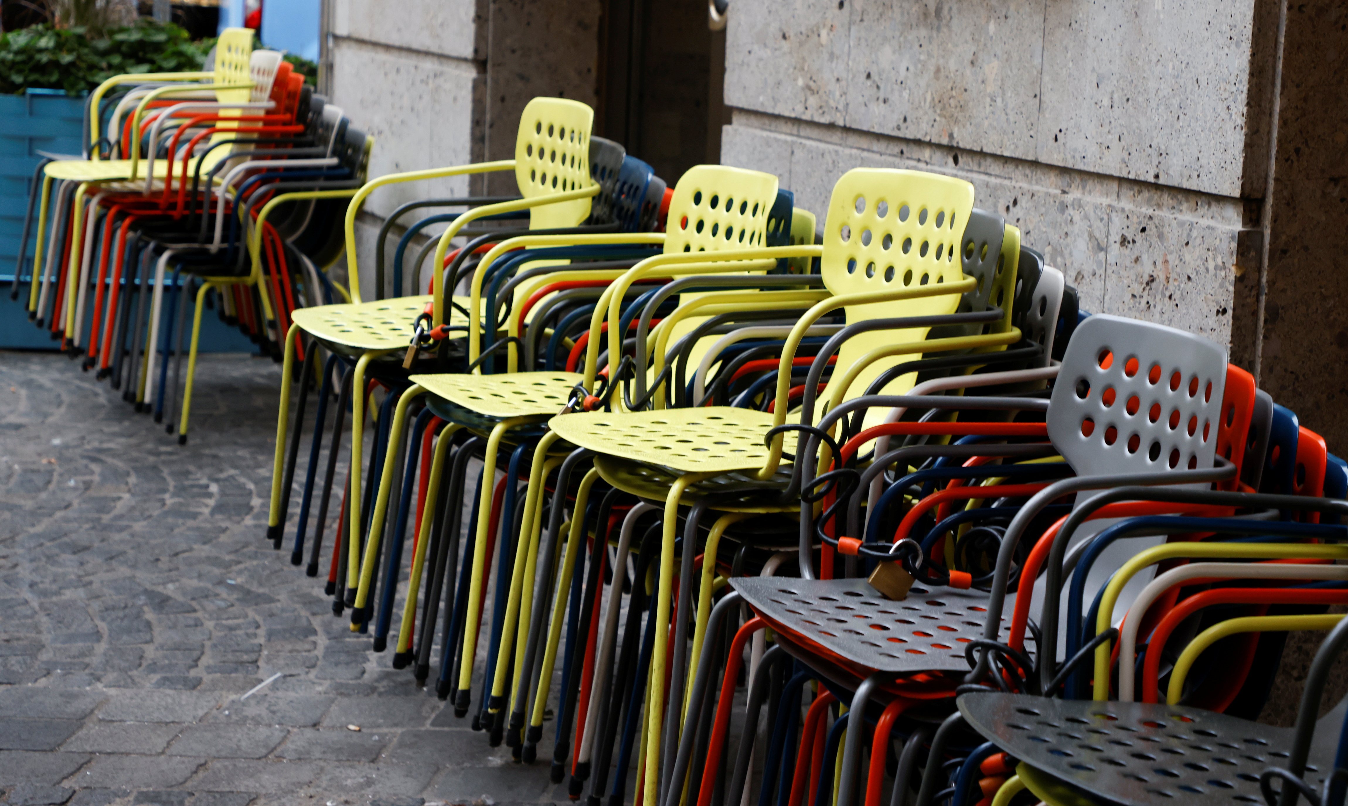 Avstrija, stoli, covid-19, lockdown