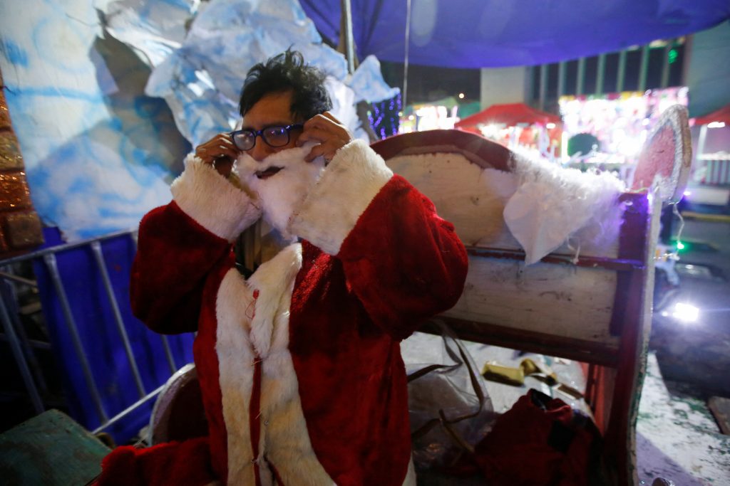 1640426585-2021-12-23T183833Z_715028819_RC2UJR9UHZU4_RTRMADP_3_CHRISTMAS-SEASON-MEXICO-1024x683.jpg