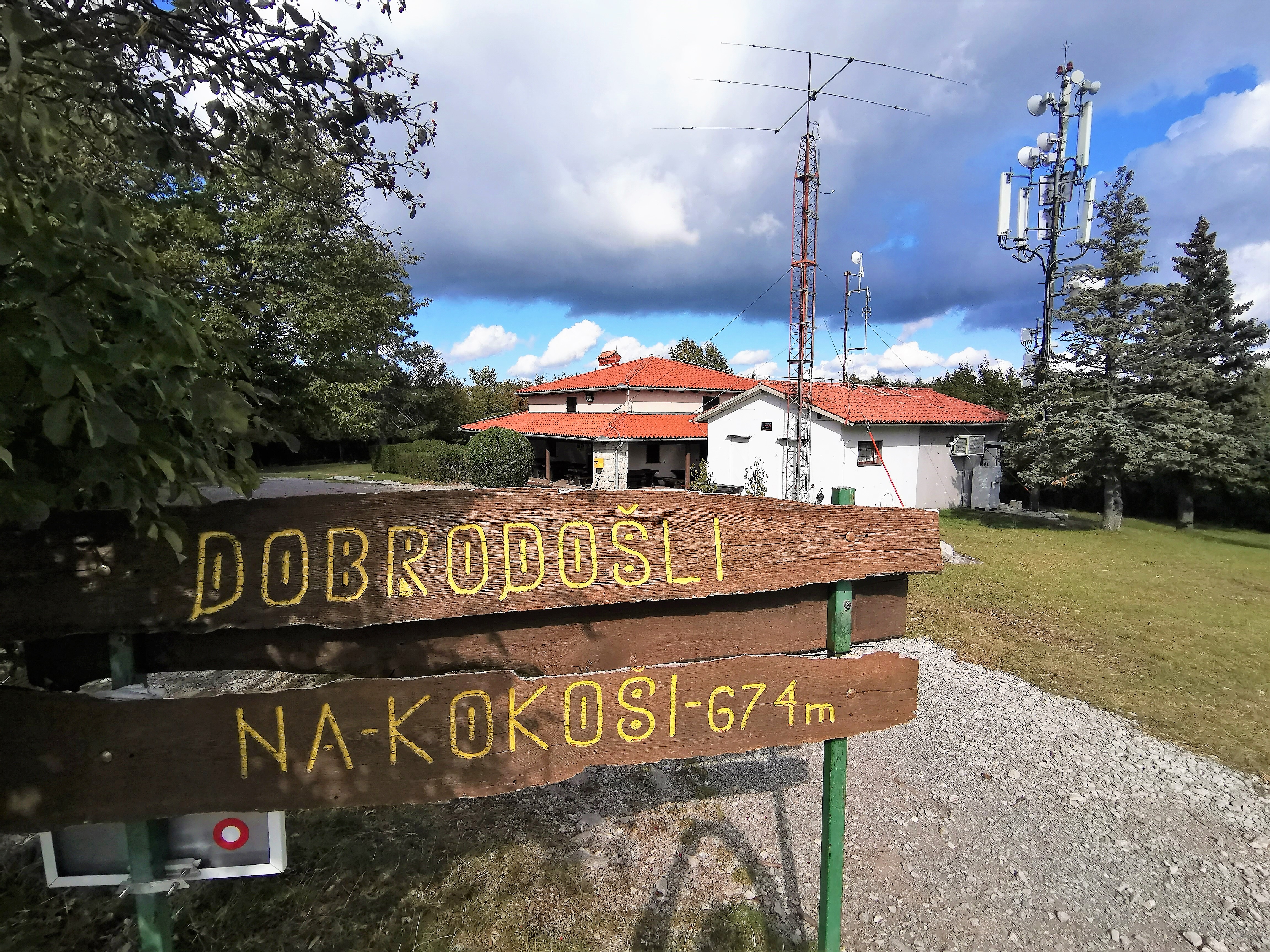 koča na Kokoši, izlet