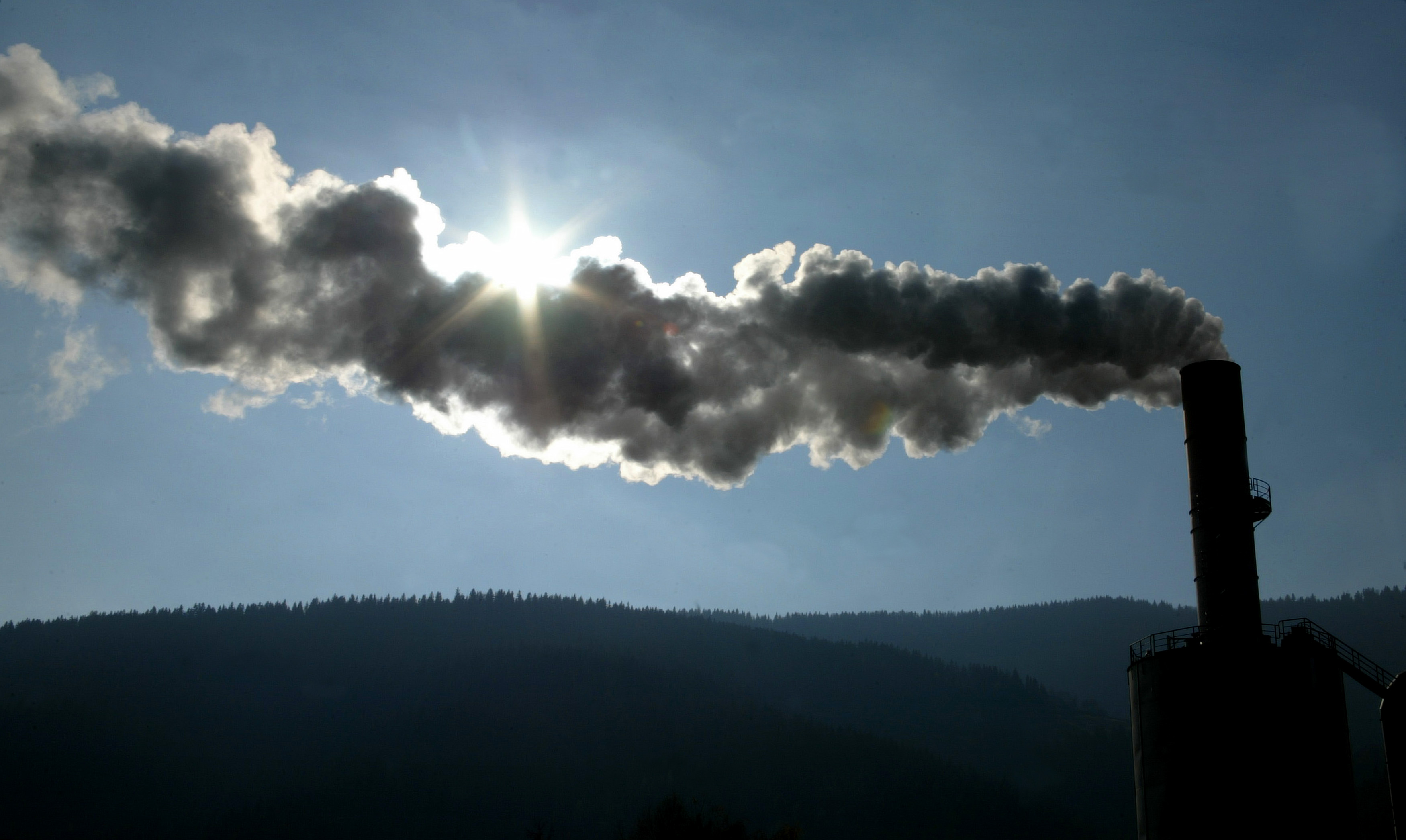 Dimnik tovarne ivernih plosc