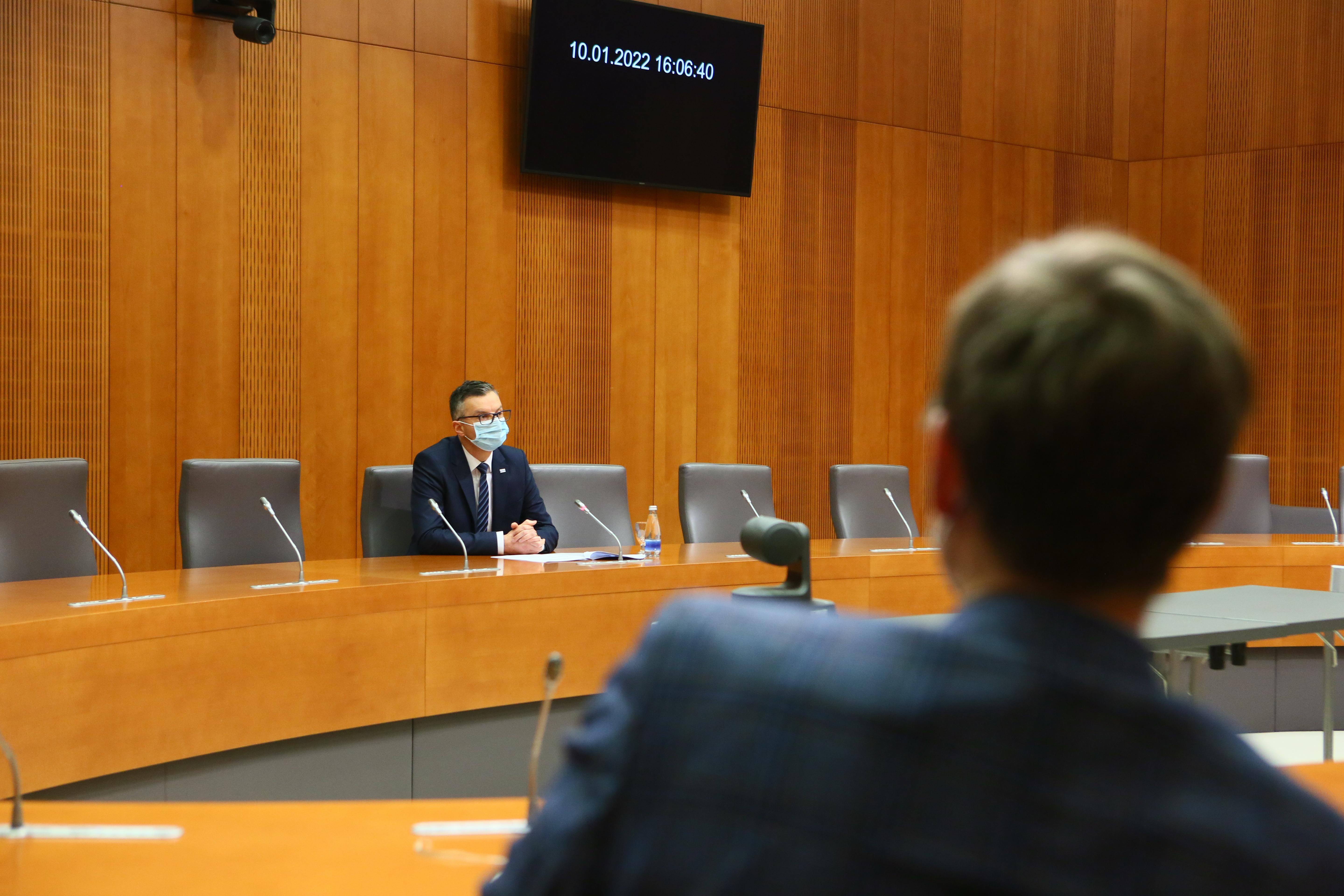 preiskovalka, Šarec