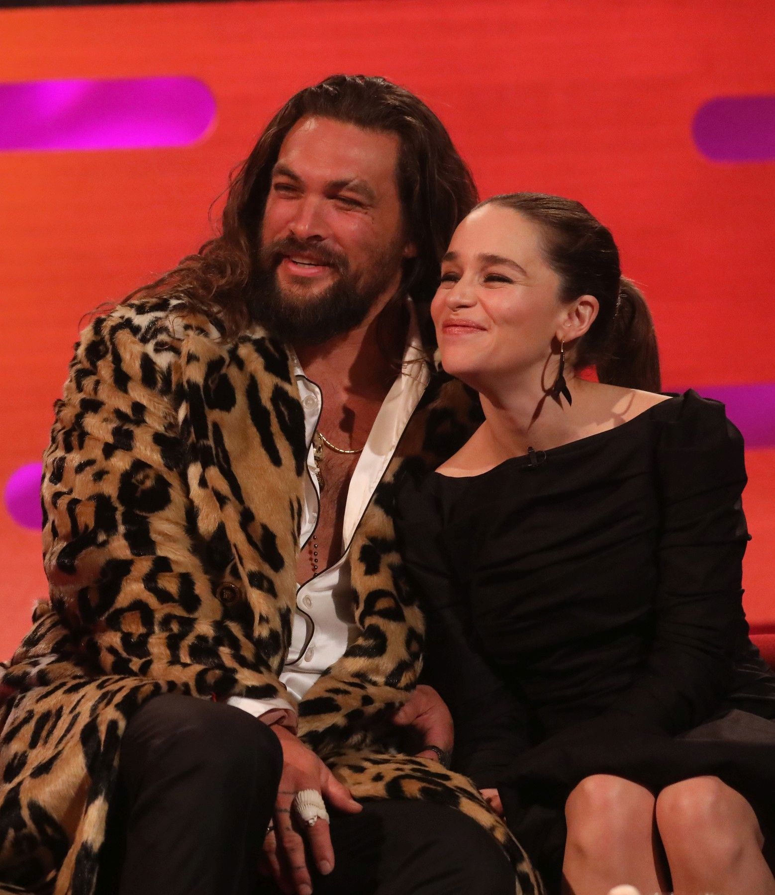 1642526335-Emilia-Clarke-in-Jason-Momoa.jpg
