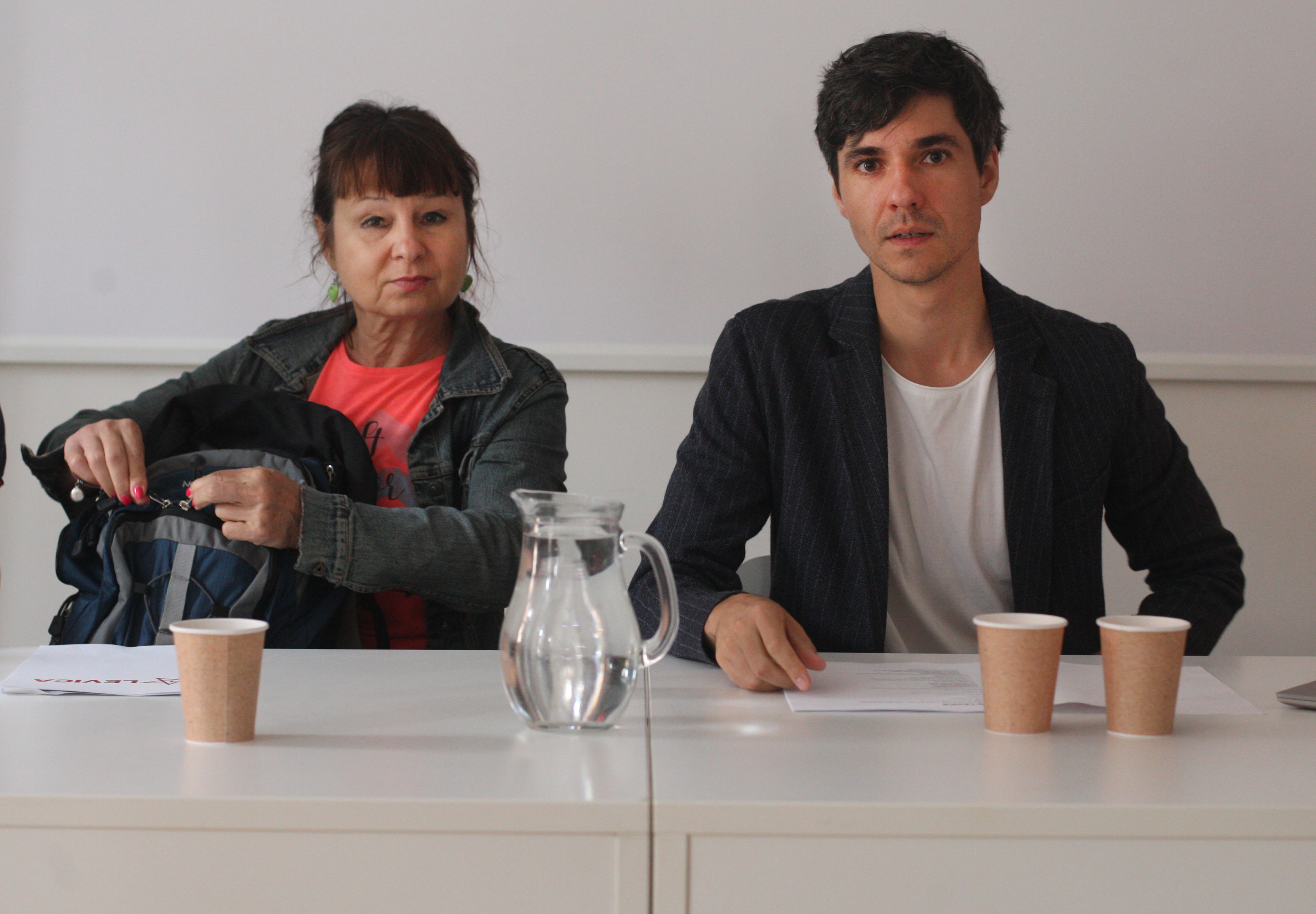 Violeta Tomić, Luka Mesec