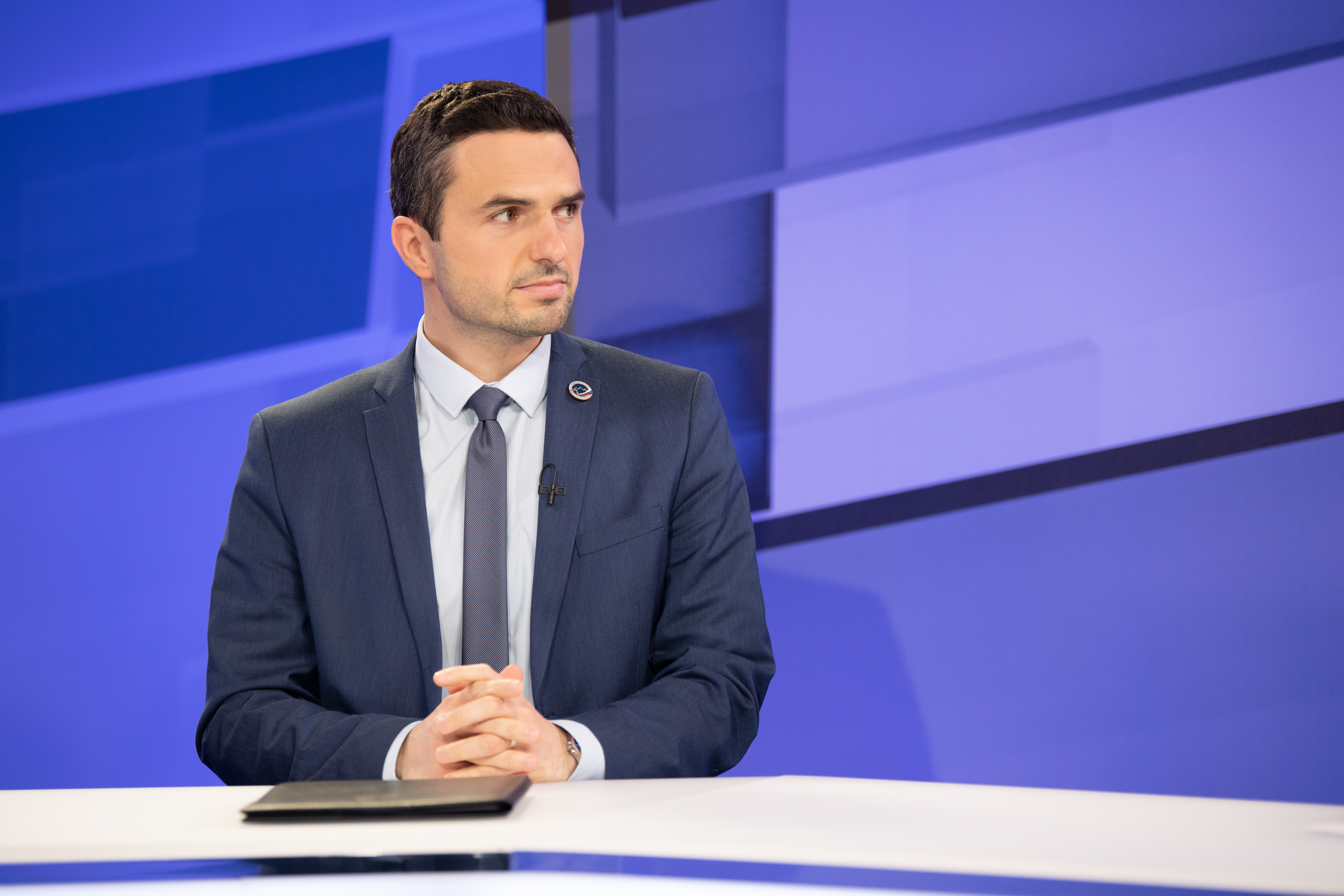 N1 STUDIO, Matej Tonin