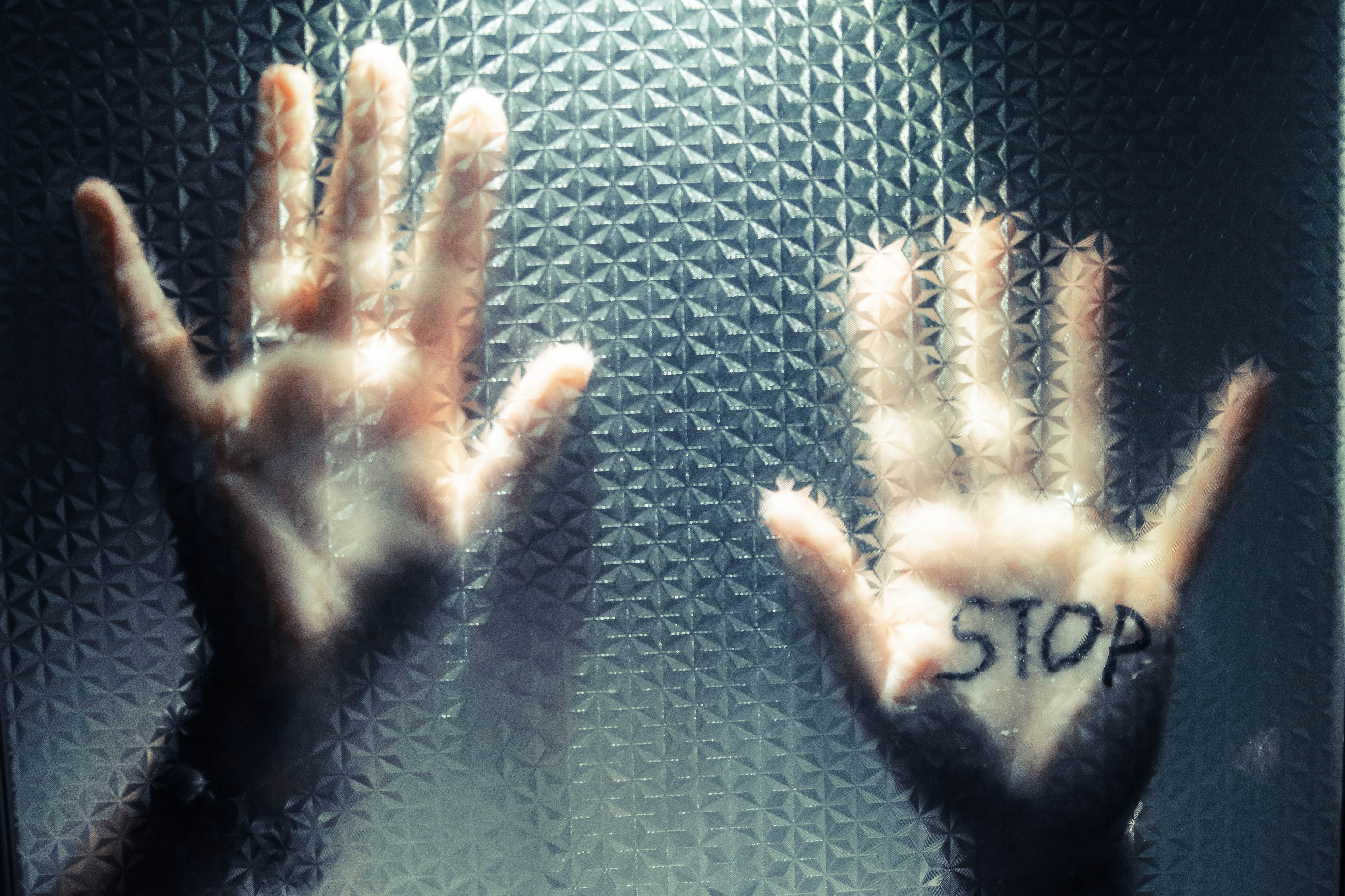 Nasilje nad ženskami, zloraba, femicid, nasilje