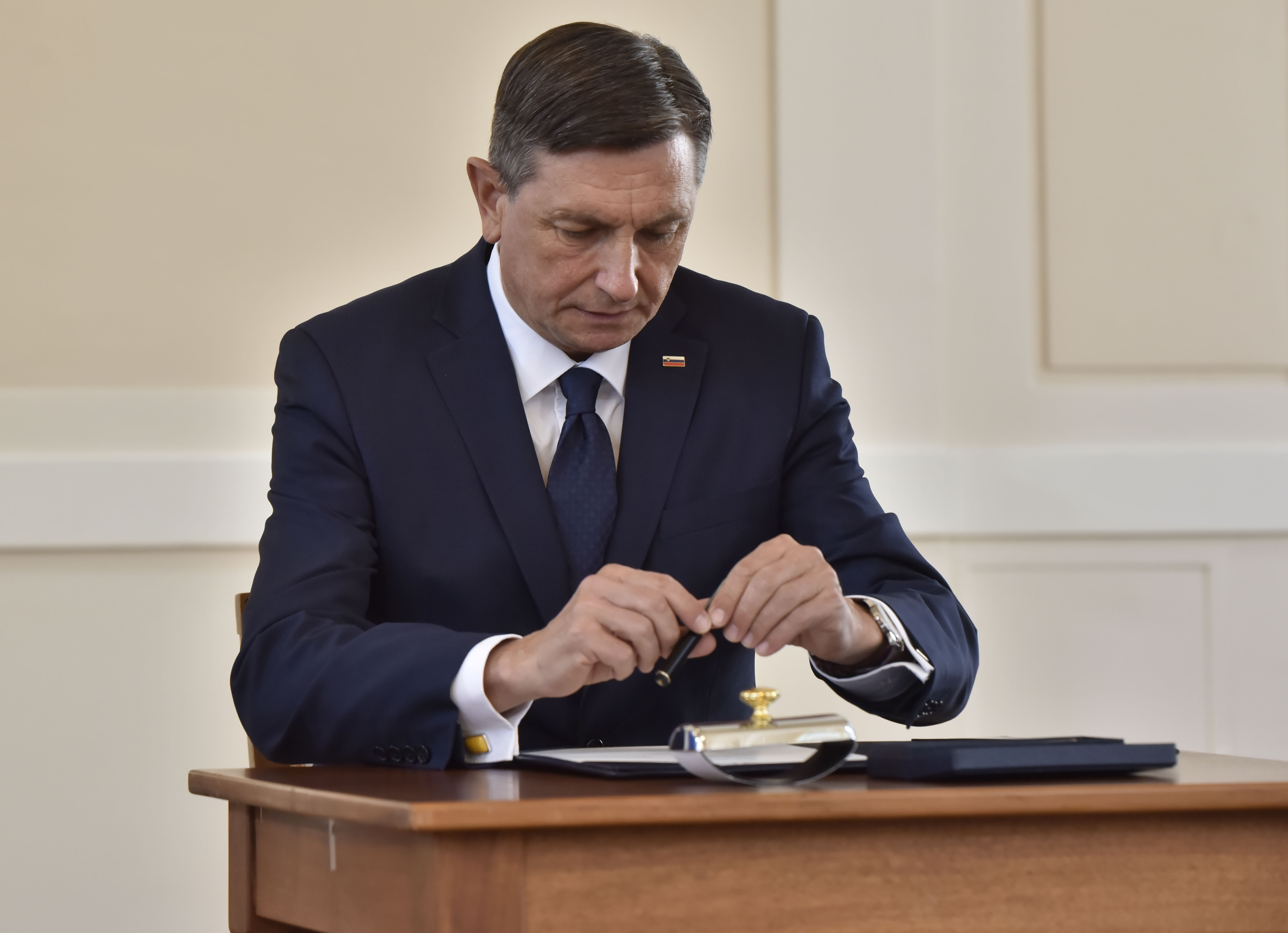 Pahor podpis odlok razpis letošnje redne volitve v DZ