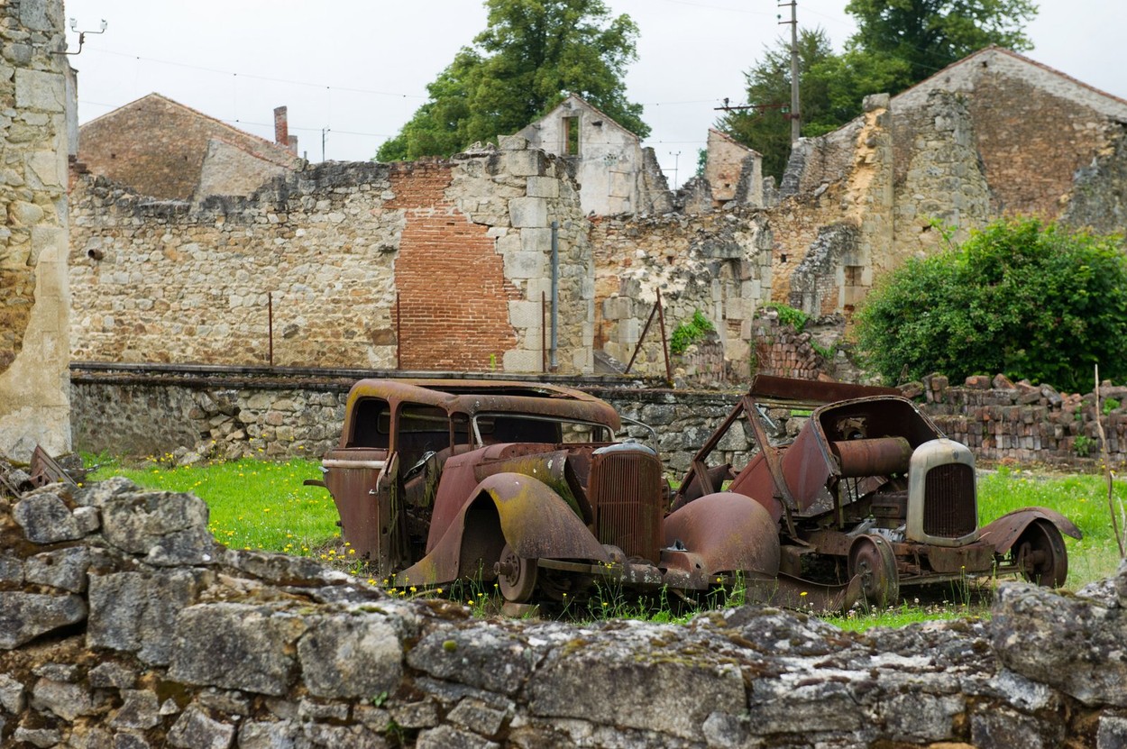 1644499739-Oradour-Sur-Glane.jpg