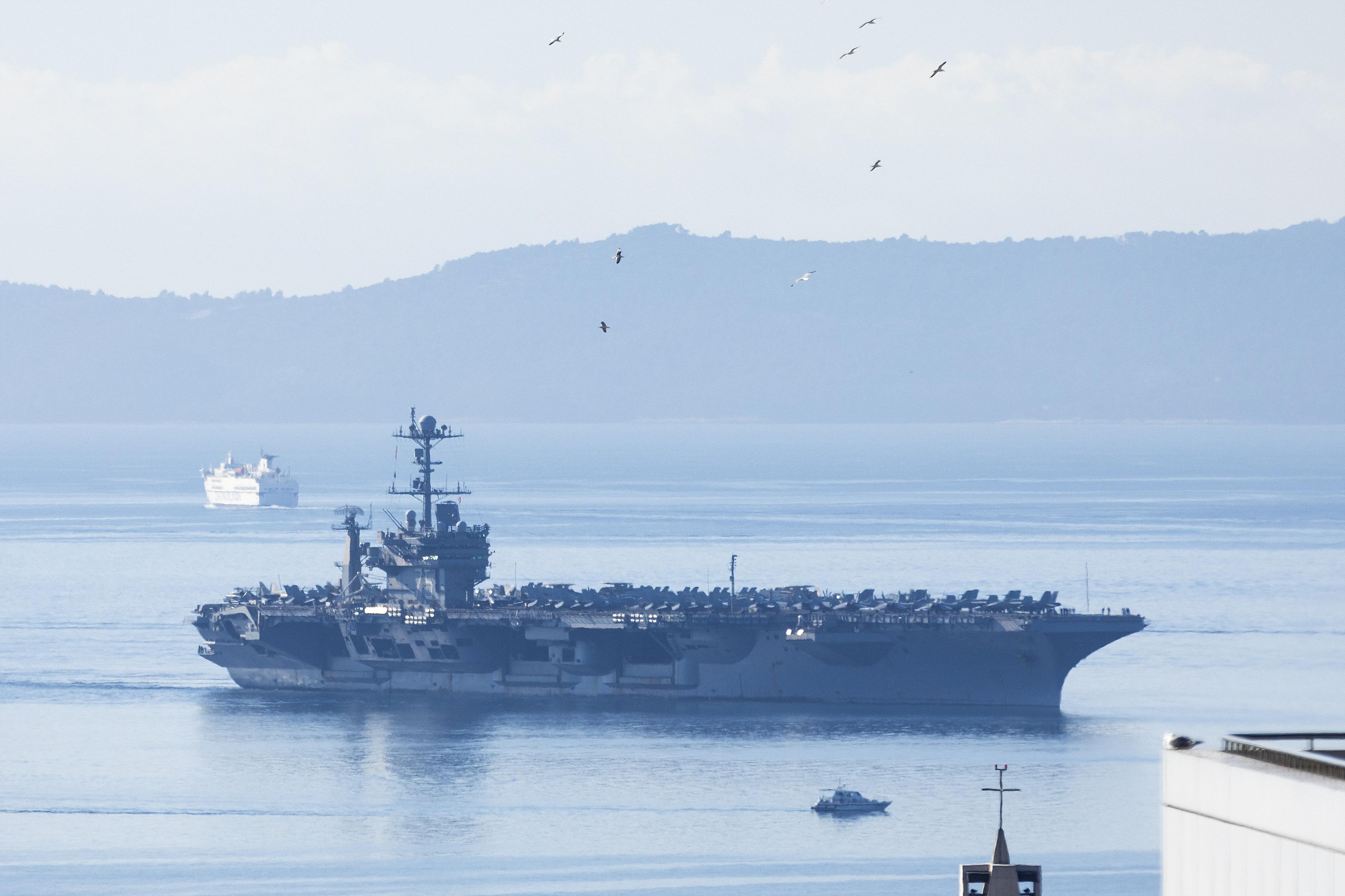 Letalonosilka USS Harry S. Truman, Split