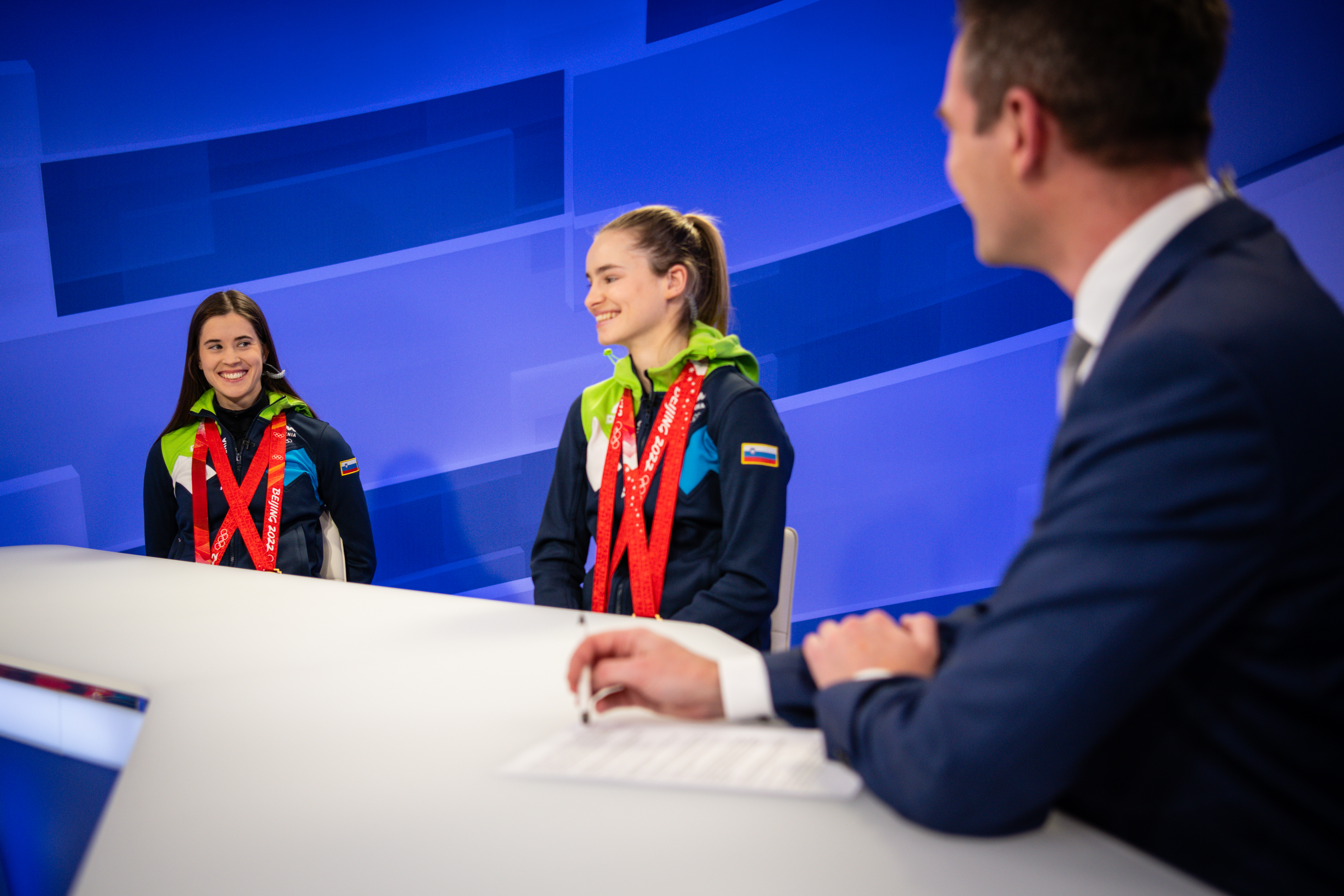 Nika Križnar in Urša Bogataj