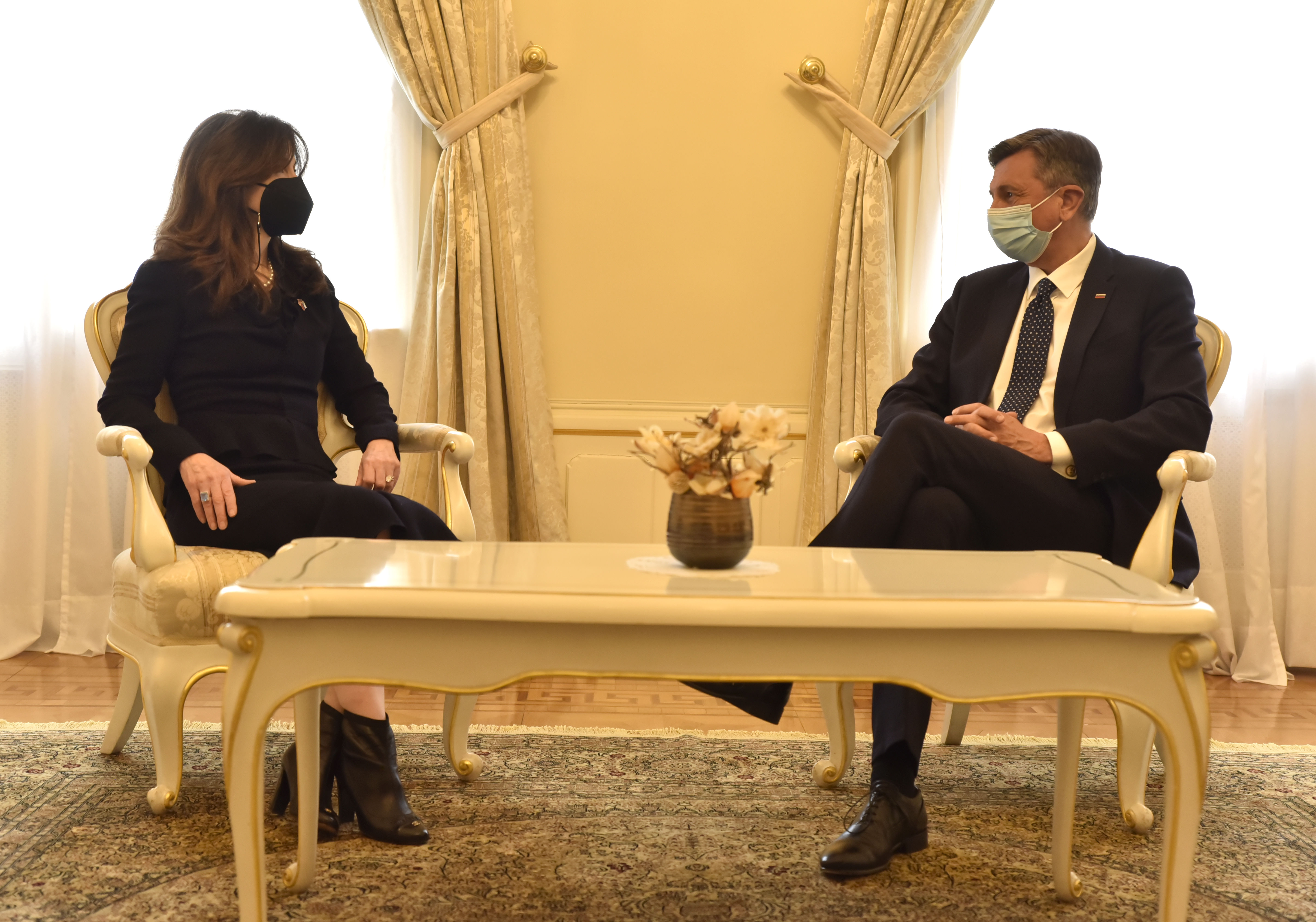 Jamie Lindler Harpootlian, Borut Pahor