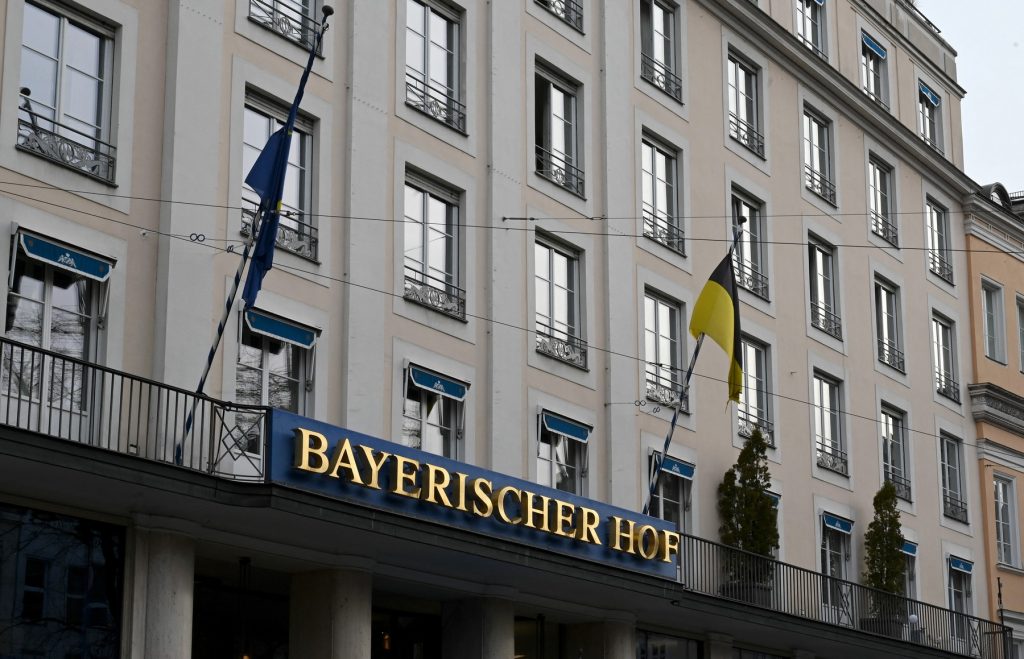 1645162791-Hotel-Bayerischer-Hof-1024x659.jpg