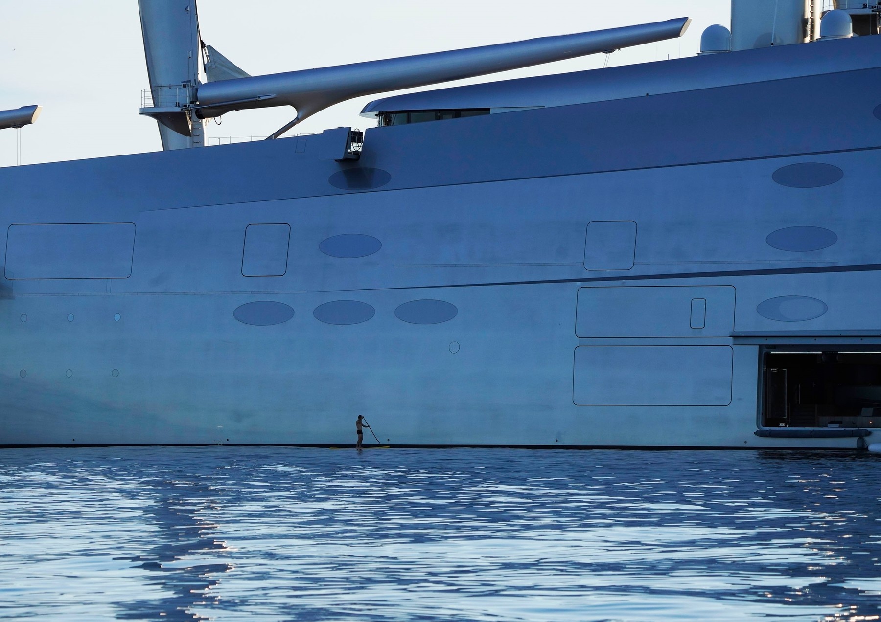 Jahta, Andrej Meličenko, Sandra Melničenko, najbogatejša Srbkinja