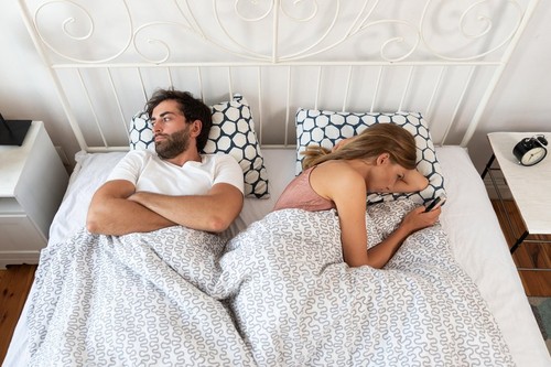 moški, ženska, postelja, spanje, odnos