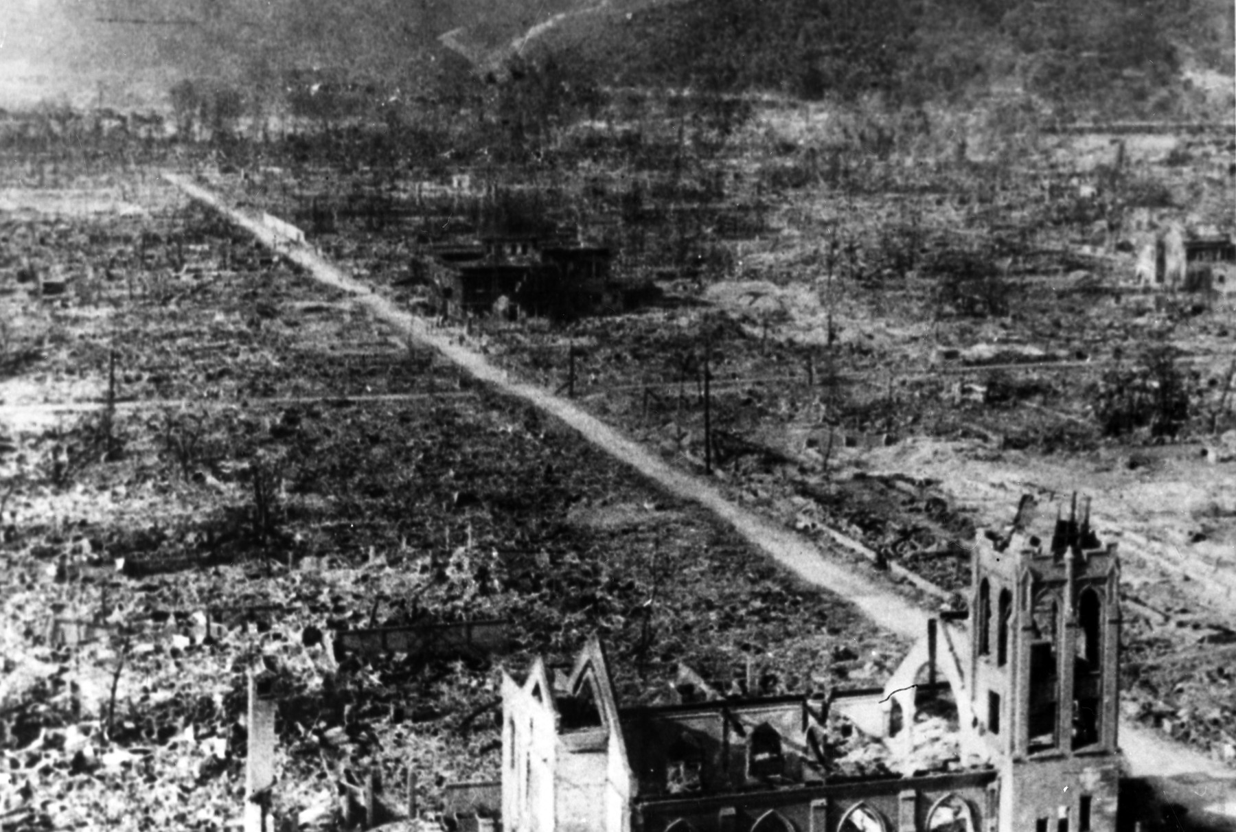 Ostanki Hirošime po eksploziji atomske bombe / Profimedia