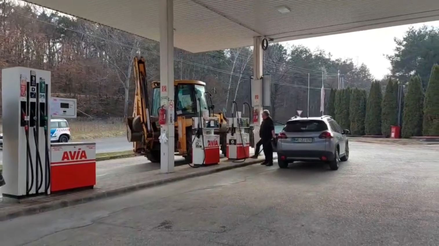 Bencinska črpalka na Madžarskem
