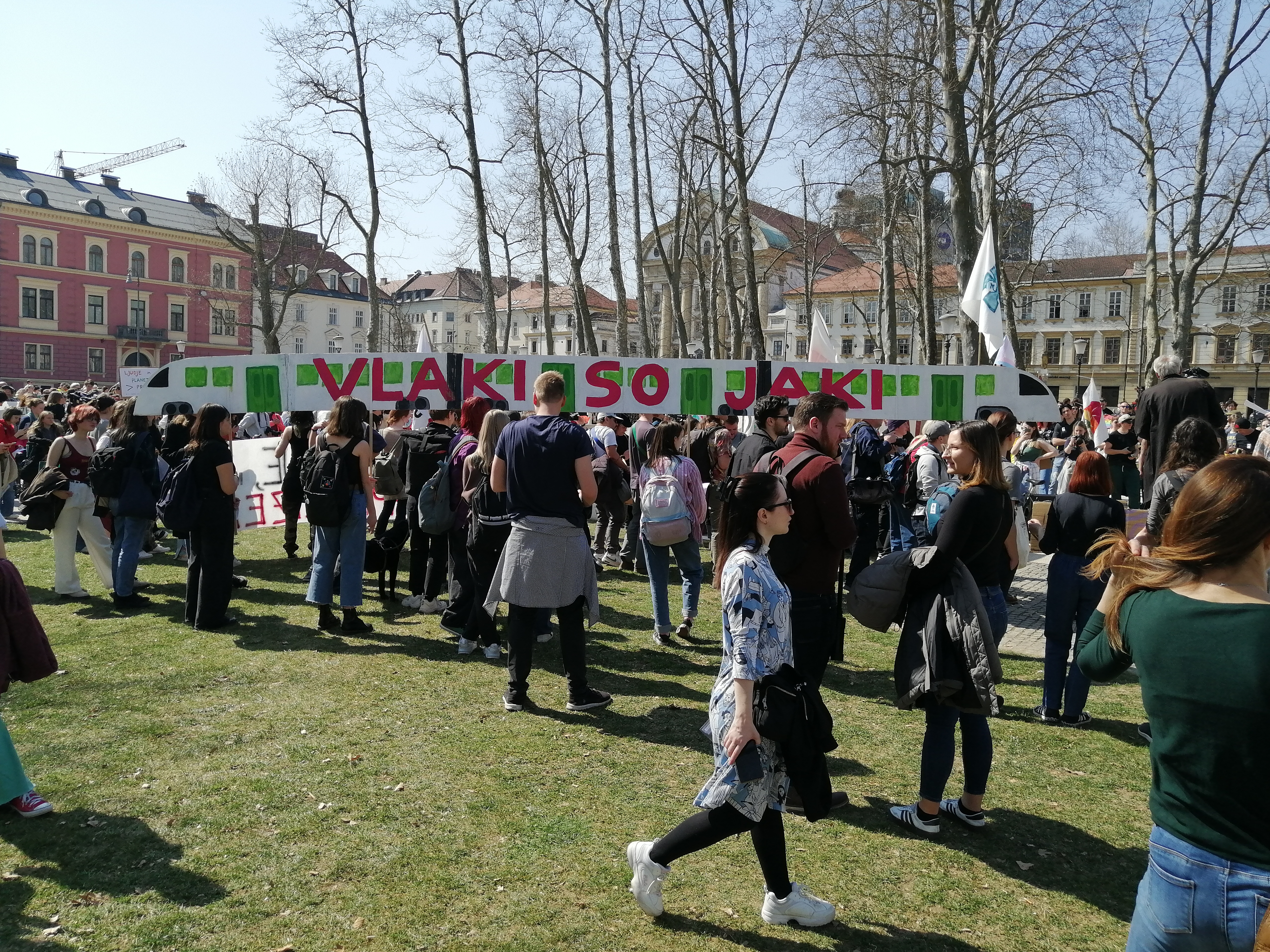 Podnebni štrajk v Ljubljani 25. 3. 2022
