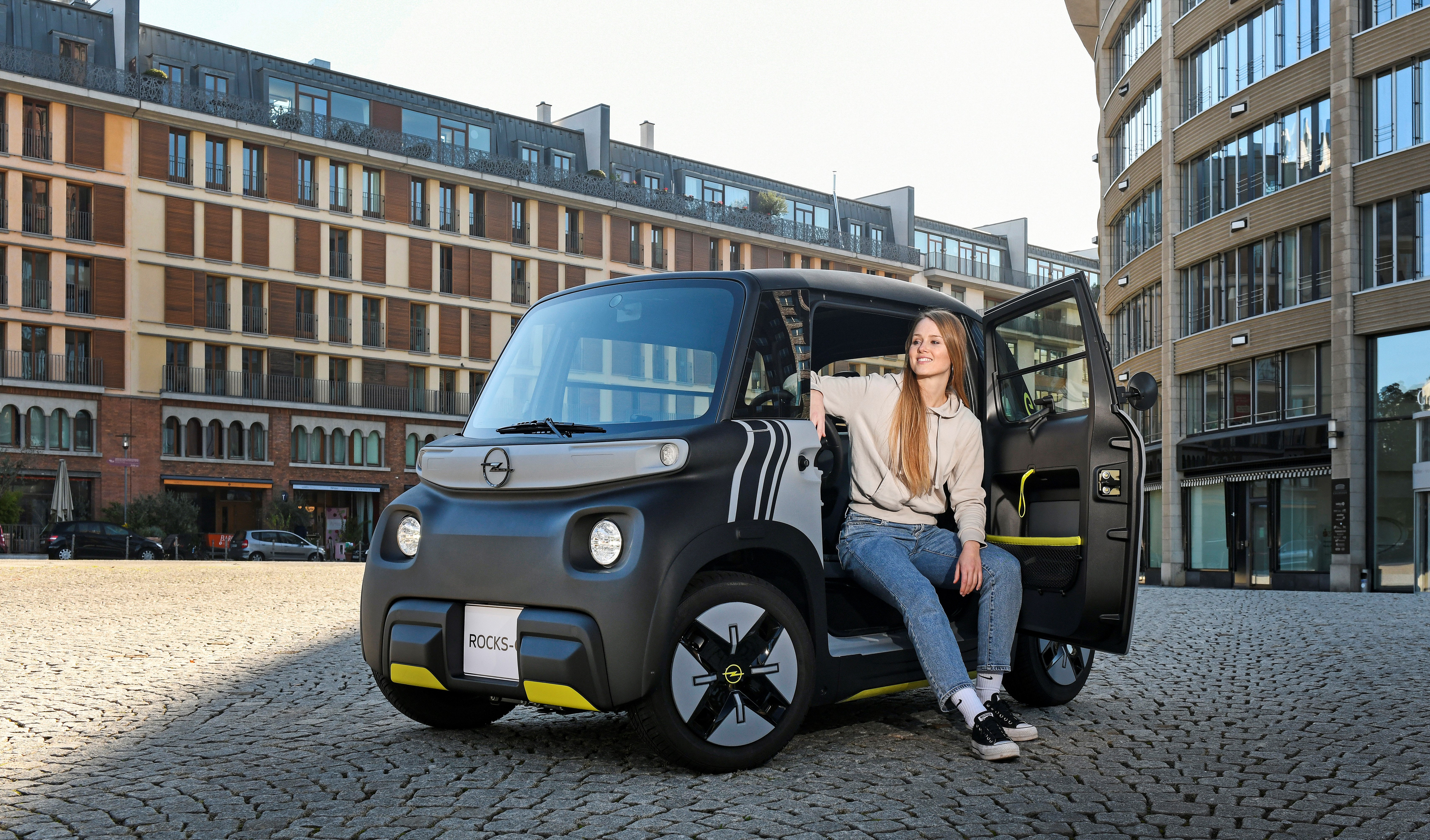 Opel Rocks E, lahko električno štirikolo