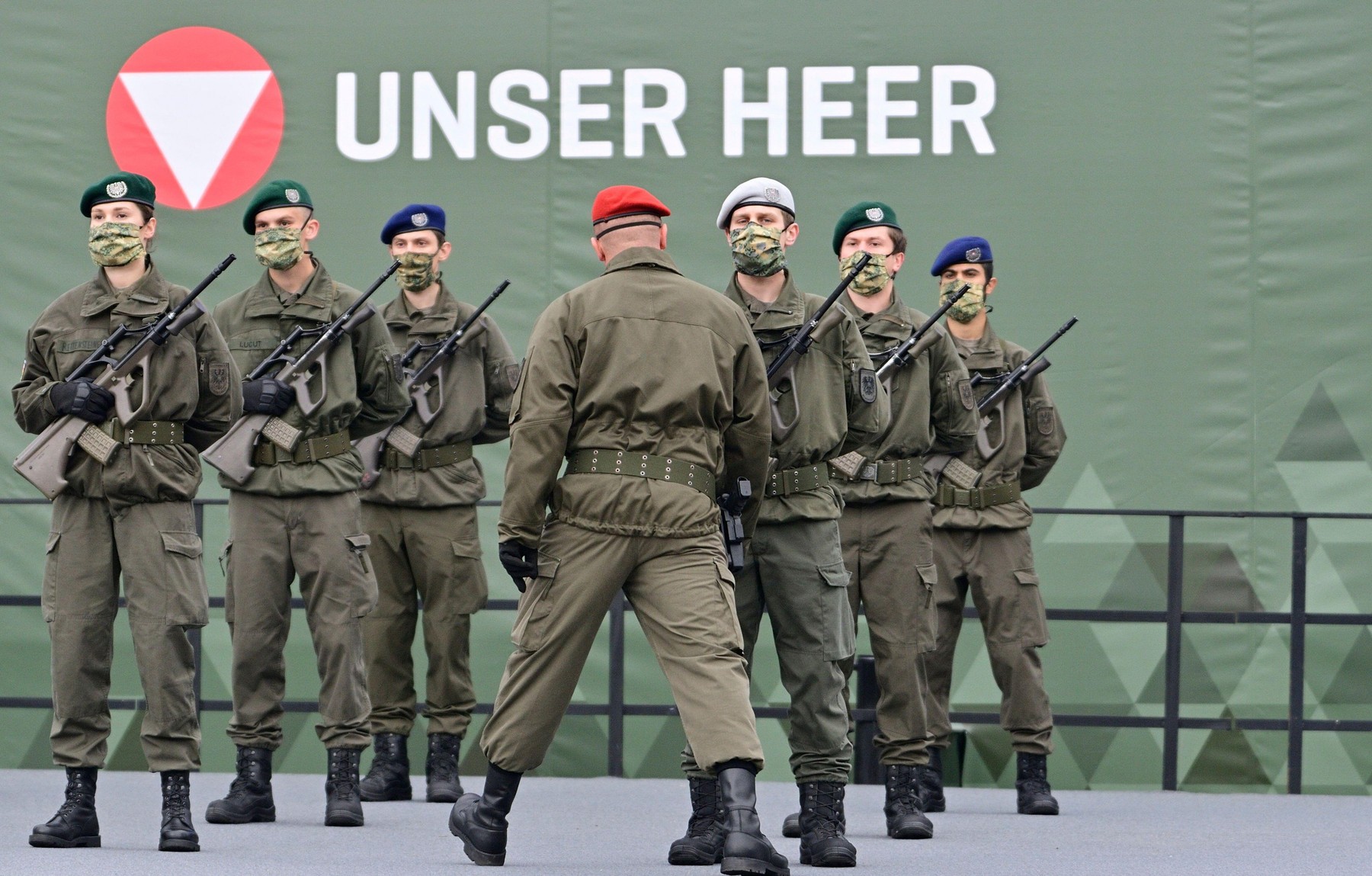 avstrijski vojaki, Avstrija