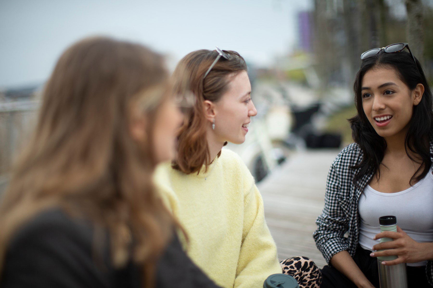 prijateljice, pogovor