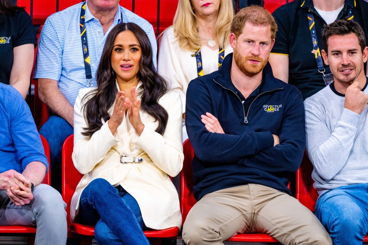 1650365387-Meghan-Markle-in-princ-Harry.jpg