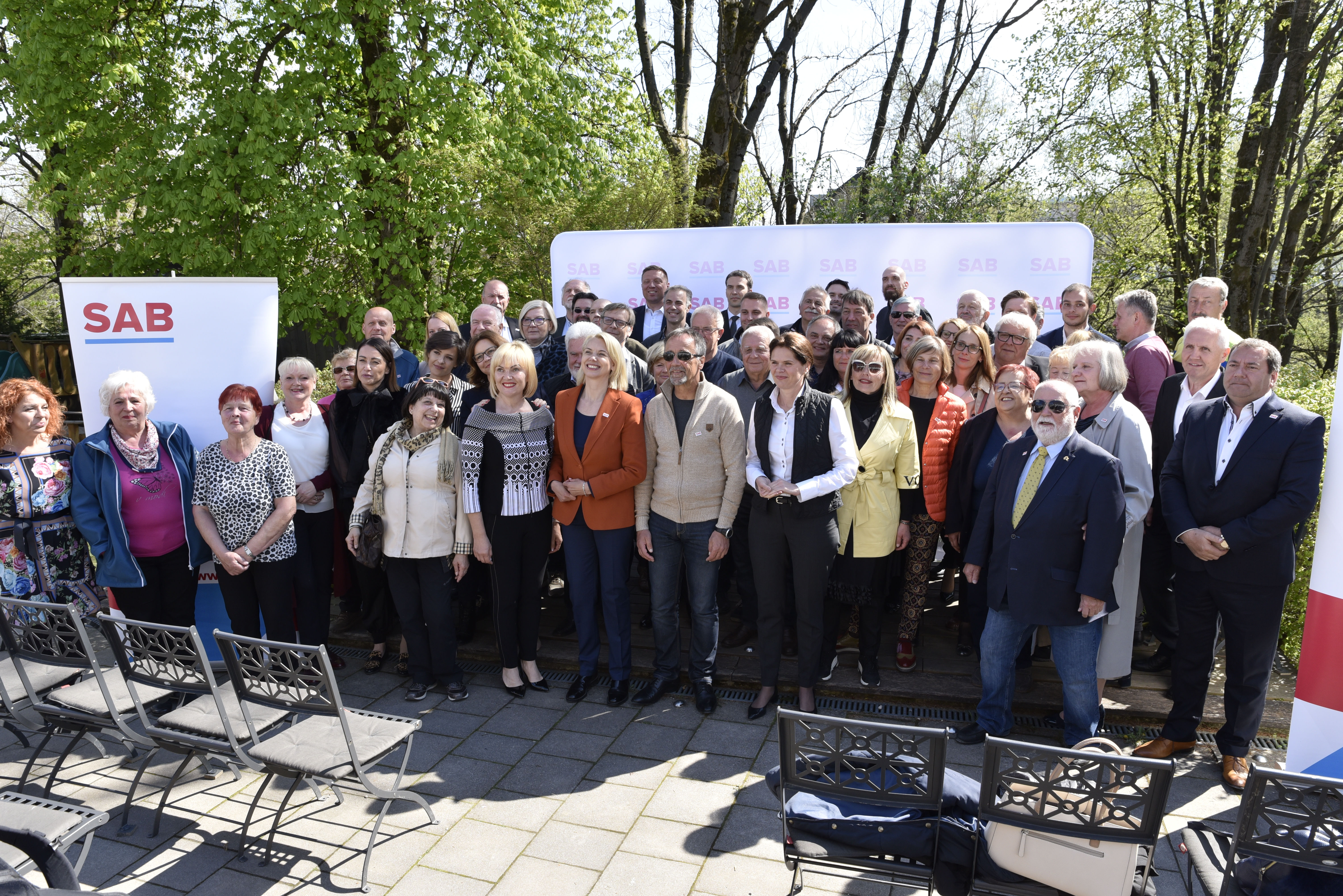 Stranka SAB predstavitev ekipe parlamentarne volitve