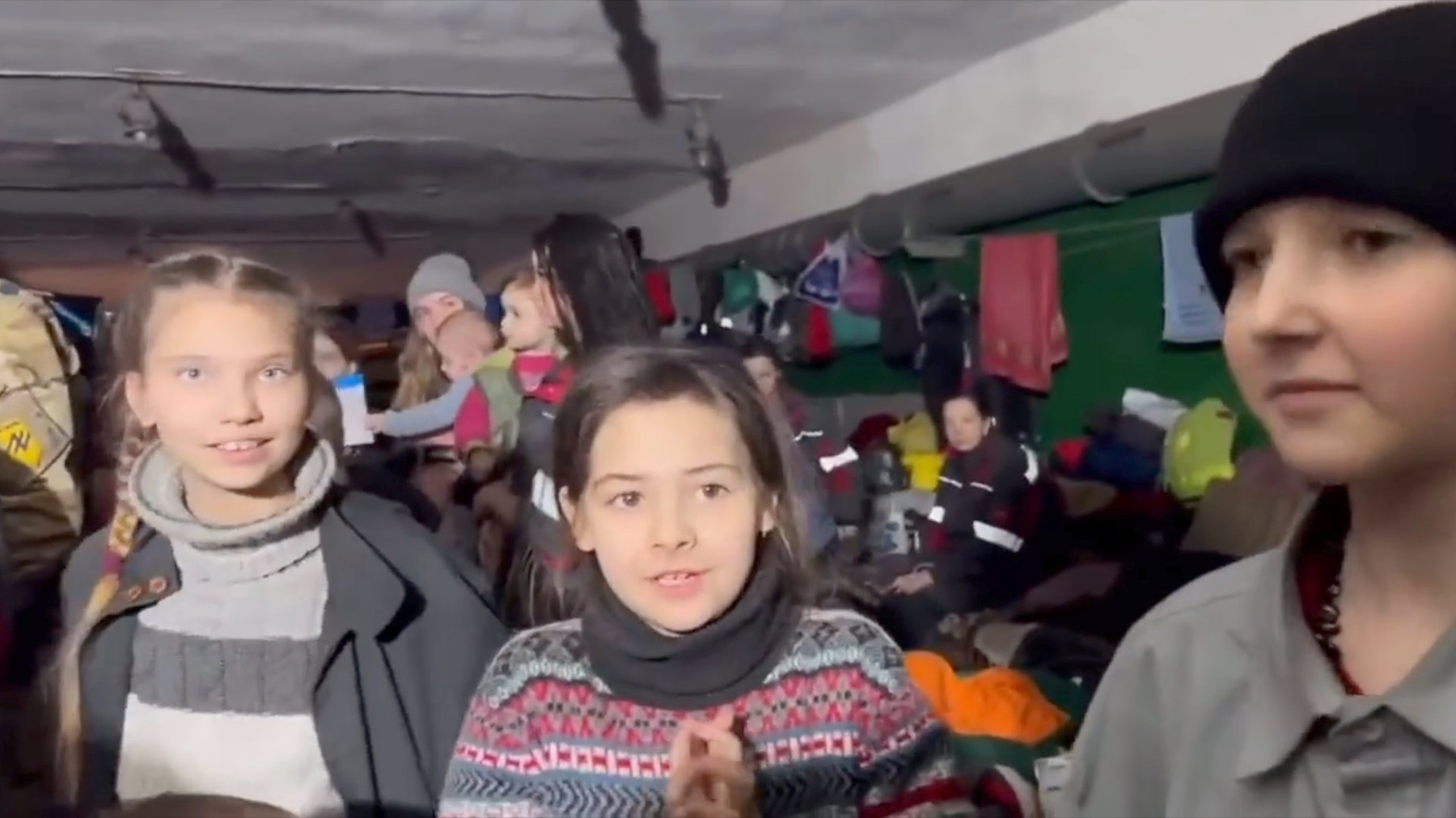 azovstal, otroci, ukrajina,