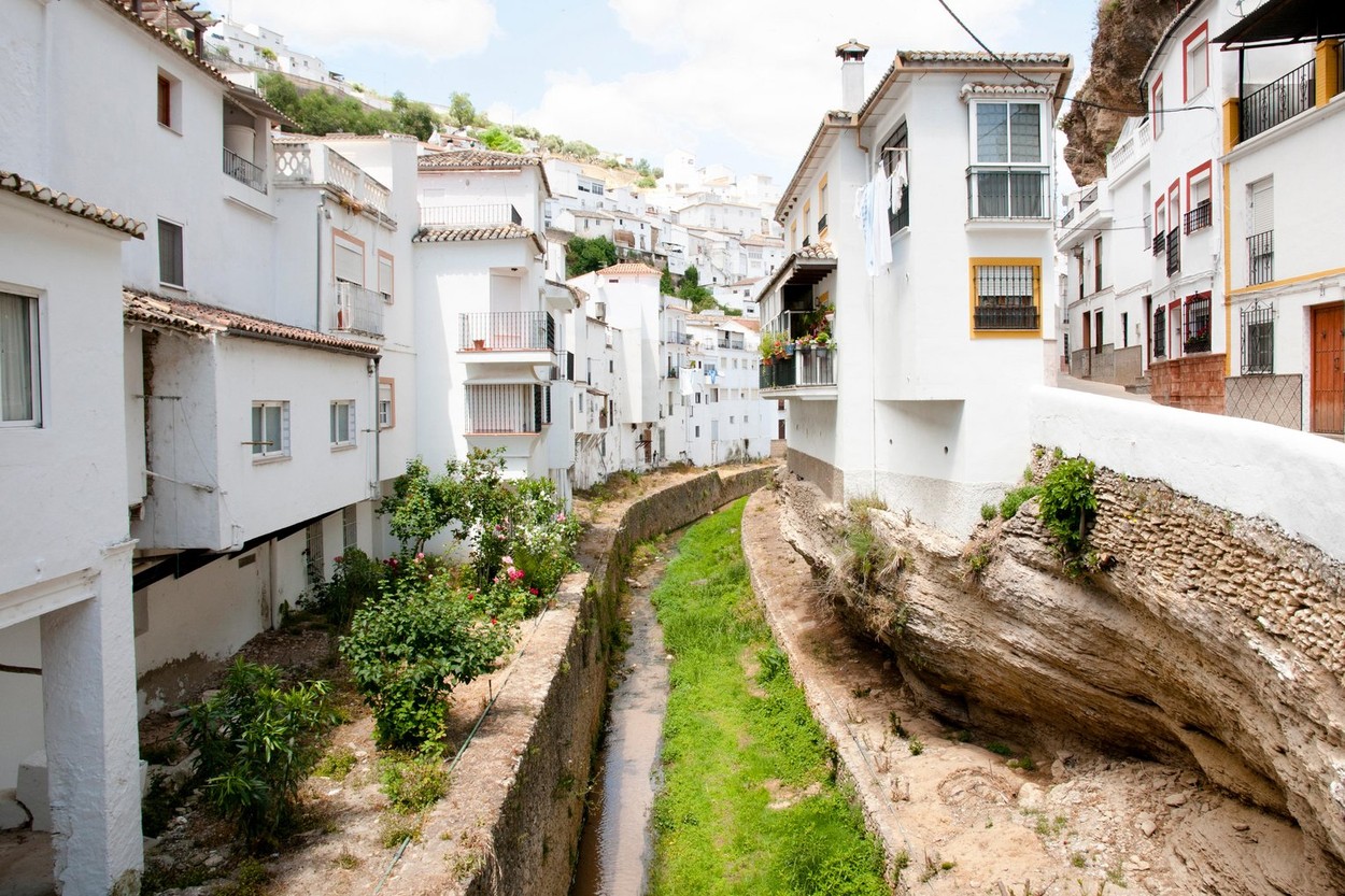 Setenil de las Bodegas