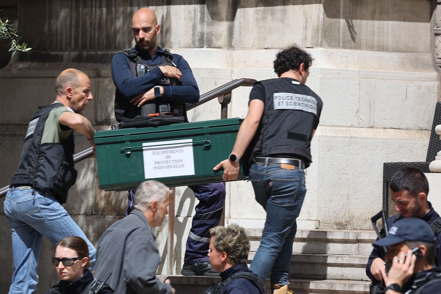 A priest and a sister attacked with a knife in the church of Saint-Pierre d'Arène in Nice France.
