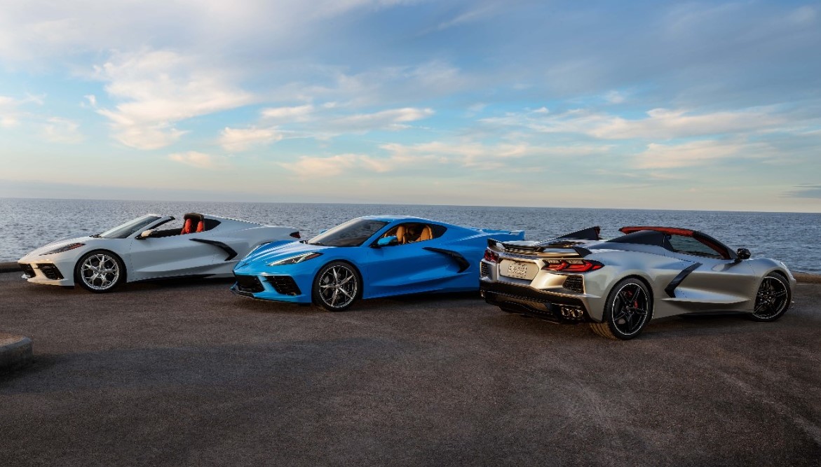 Chevrolet Corvette Stingray Coupe in  Cabrio, športni avtomobil
