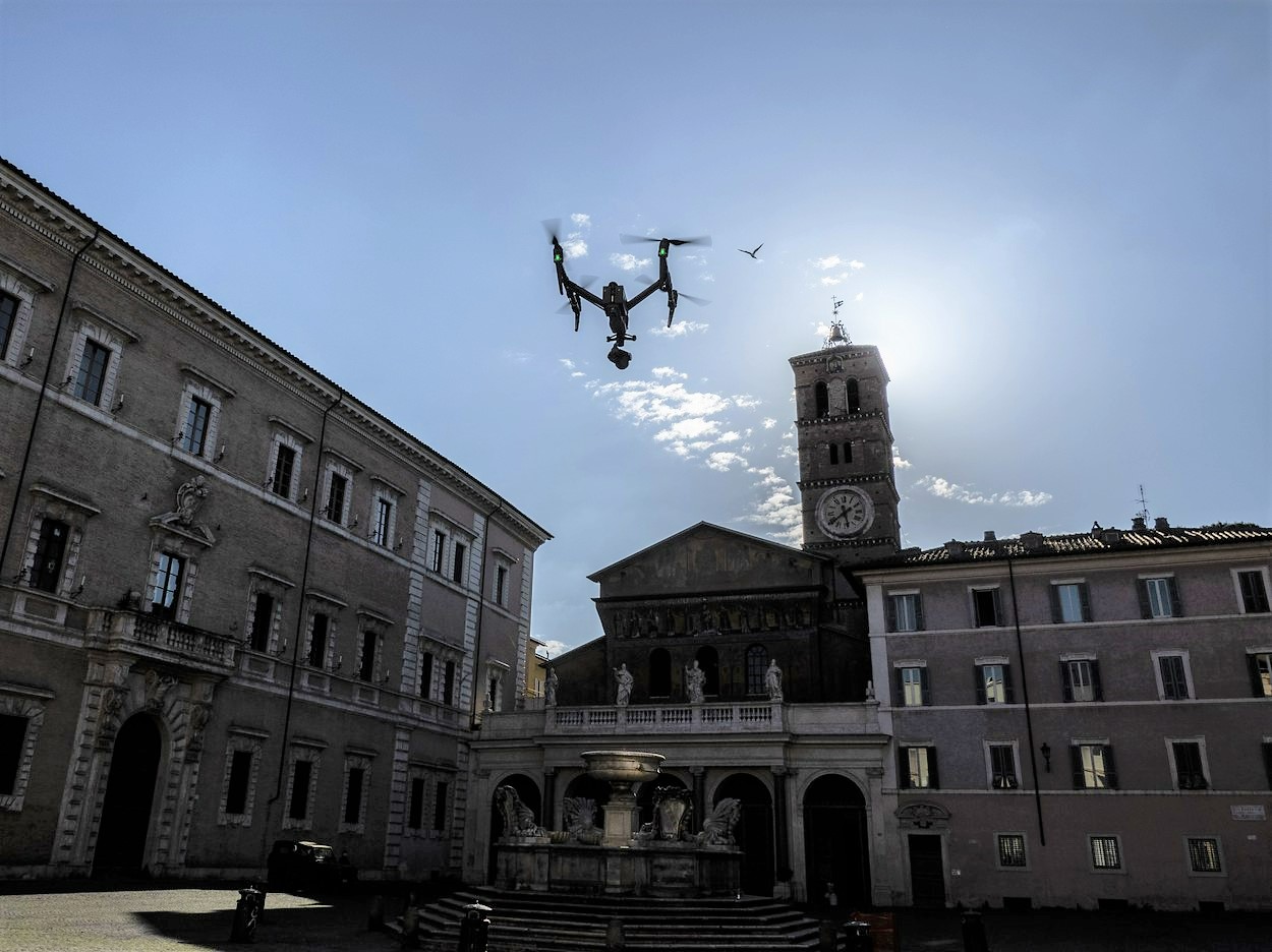 dron v italiji