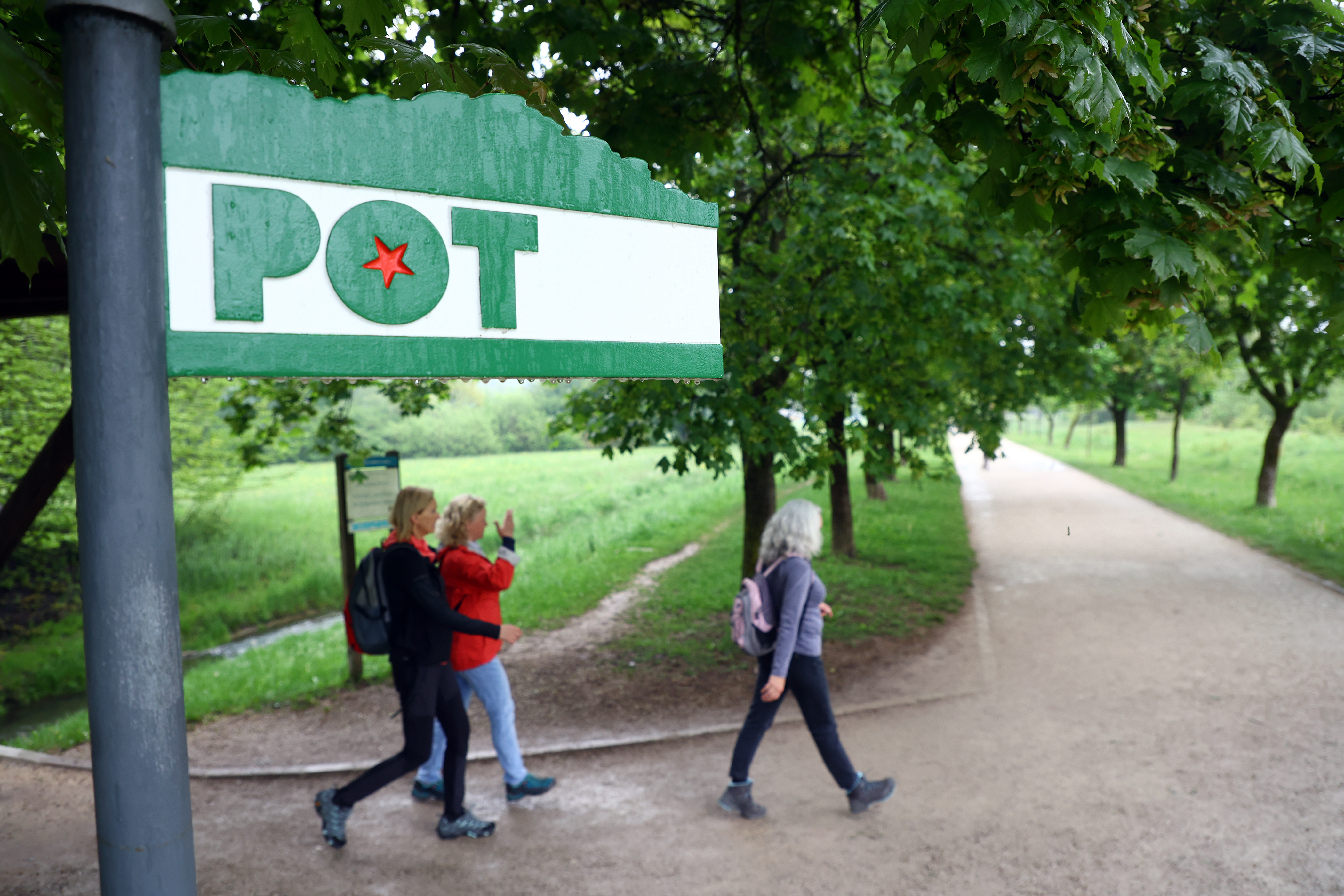 Pot spominov in tovarištva