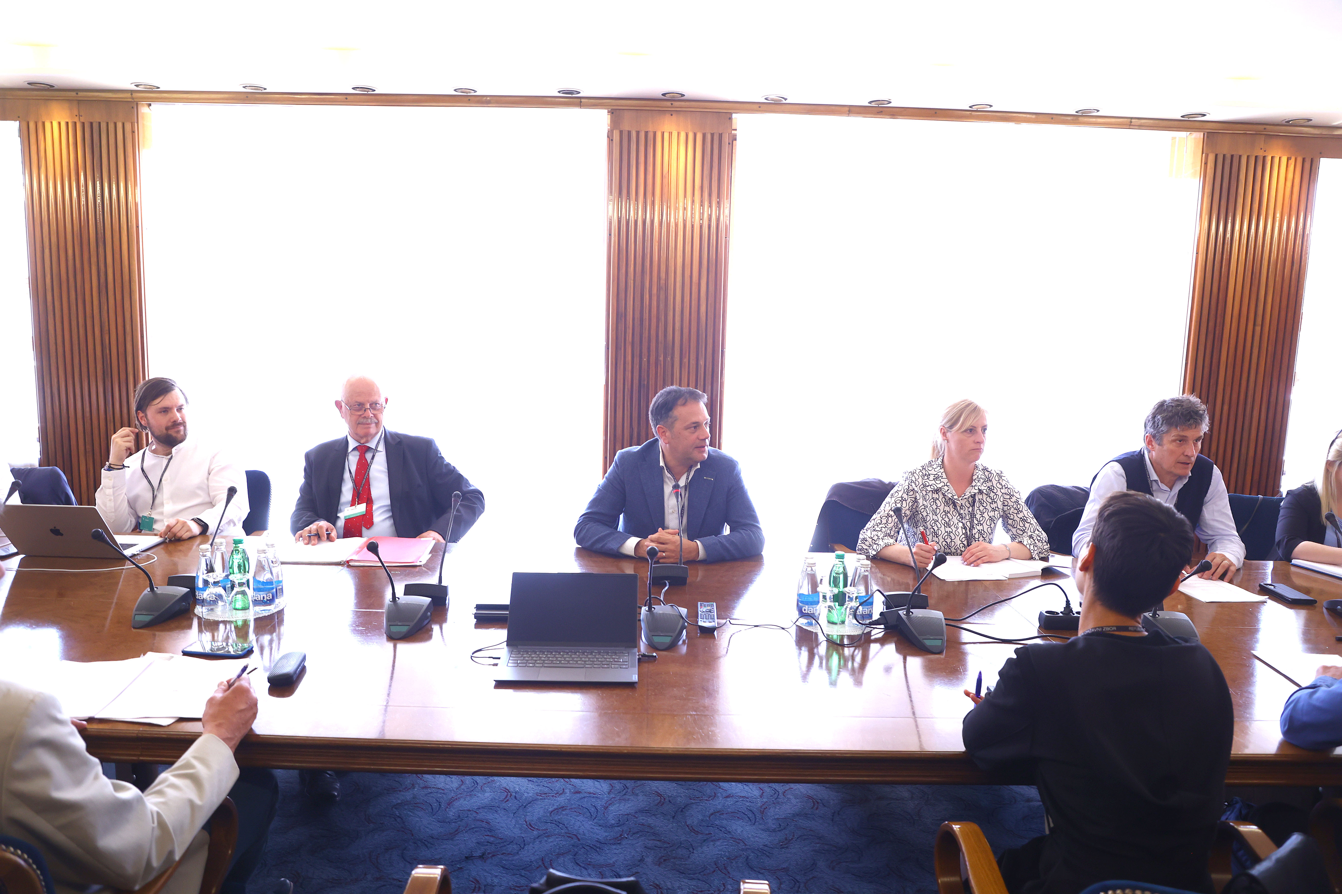 Poslanska skupina Gibanje Svoboda