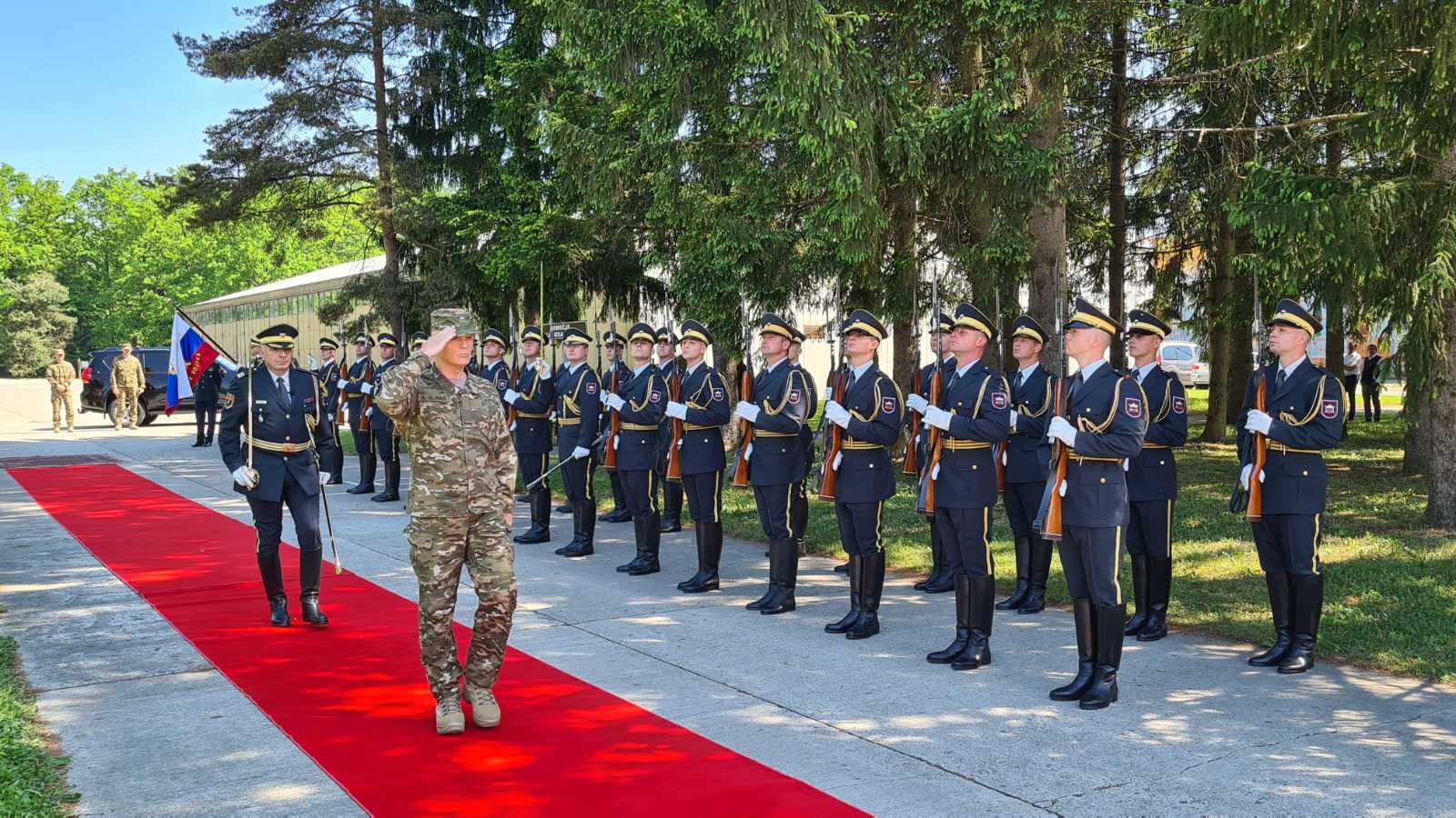 Robert Glavaš na proslavi ob dnevu slovenske vojske.