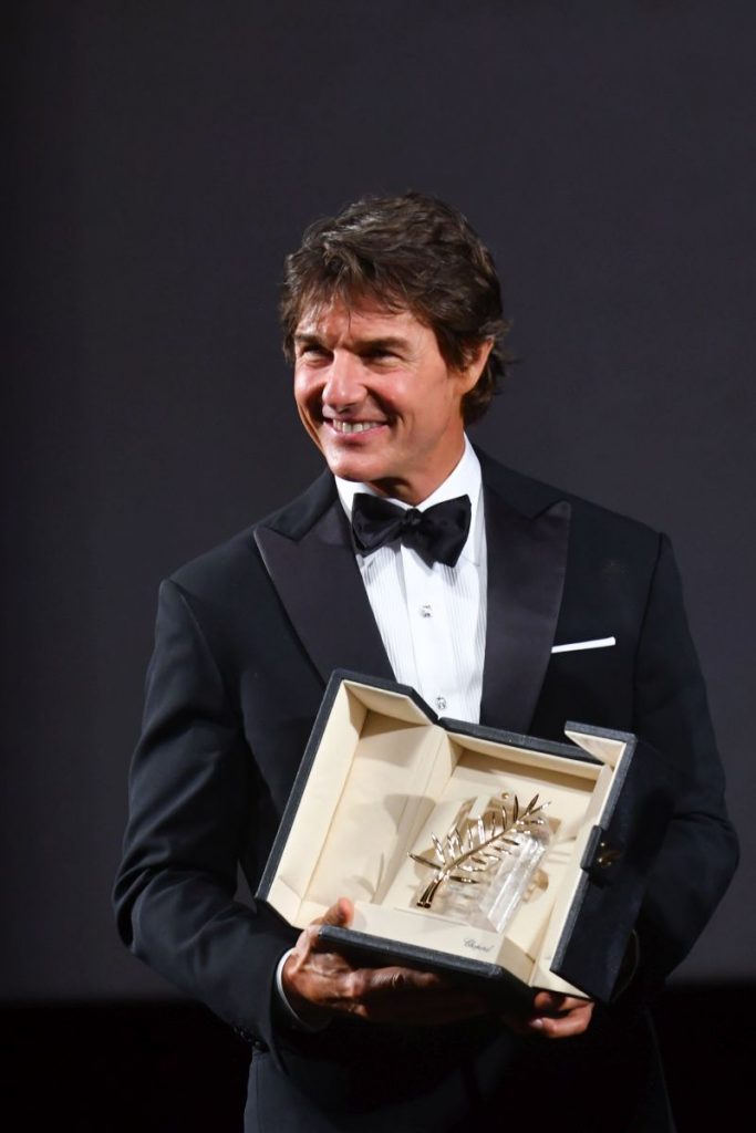 1652964492-TOM-CRUISE_8_-Na-premieri-filma-TOP-GUN-MAVERICK-v-Cannesu-683x1024.jpg