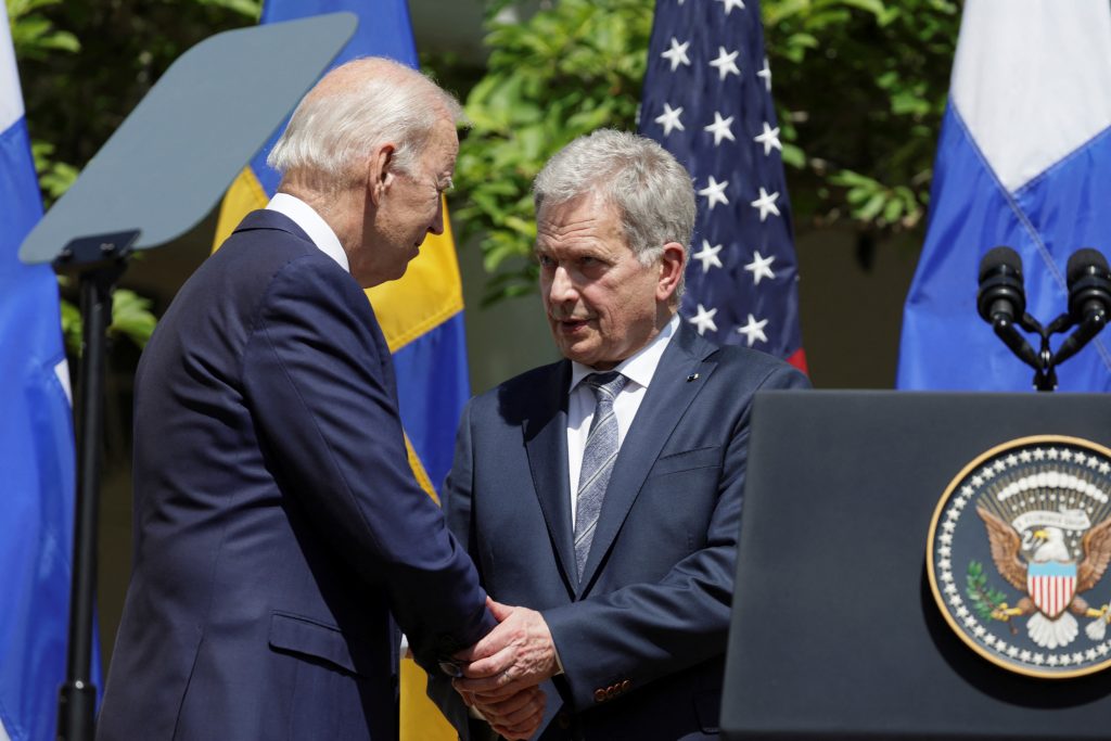 1652978681-2022-05-19T152402Z_219306413_RC2DAU990Q2I_RTRMADP_3_UKRAINE-CRISIS-NATO-BIDEN-1024x683.jpg