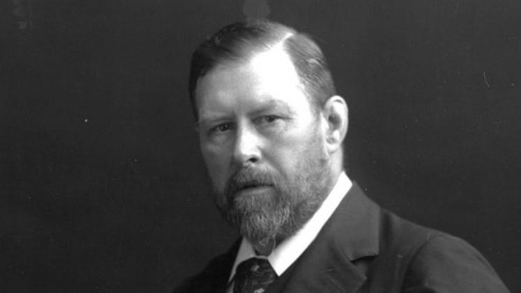 1653481174-9a42620c58cab90e7b17-bram-stoker.jpeg