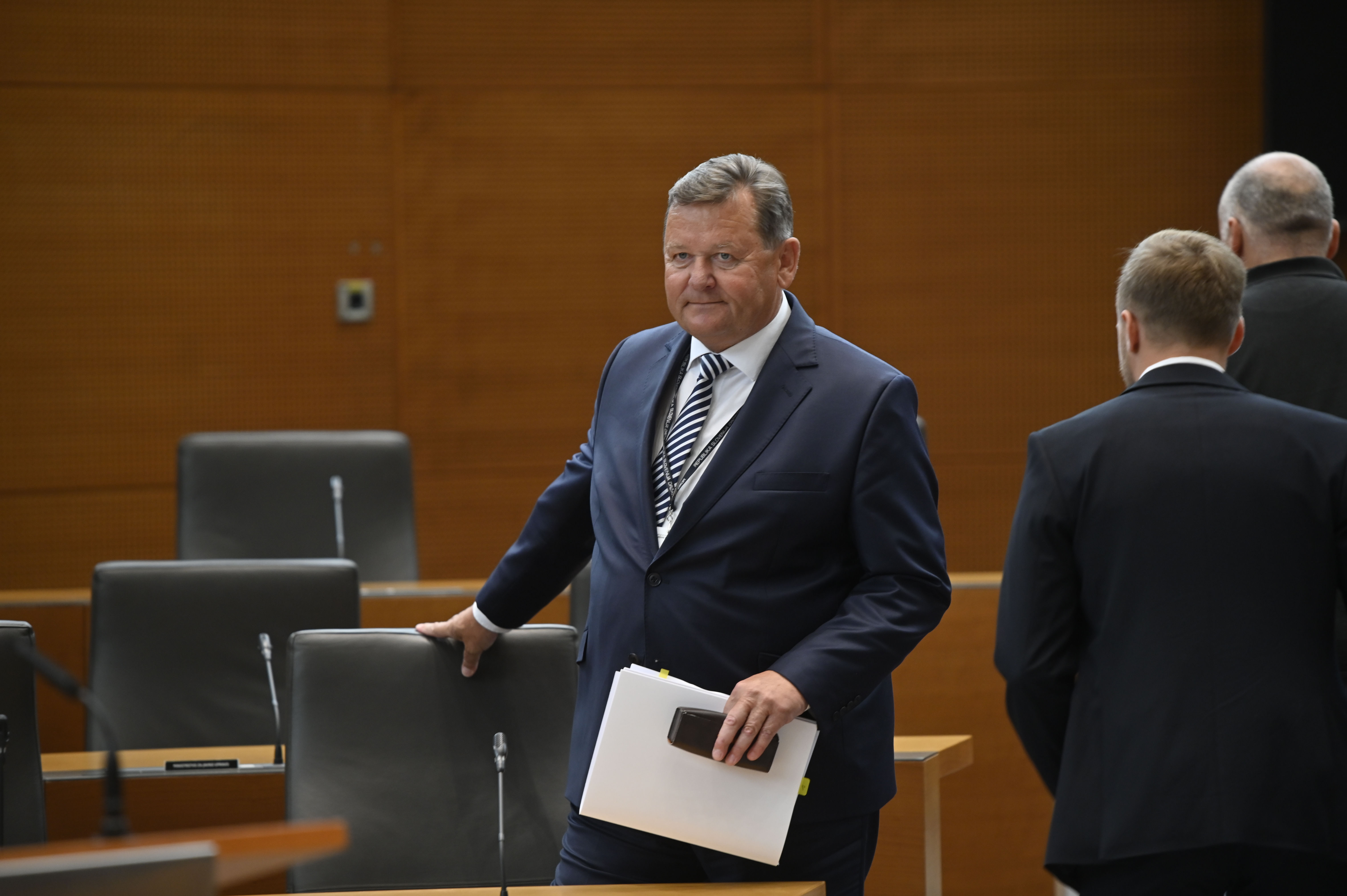 Zaslianje kandidatov za ministre