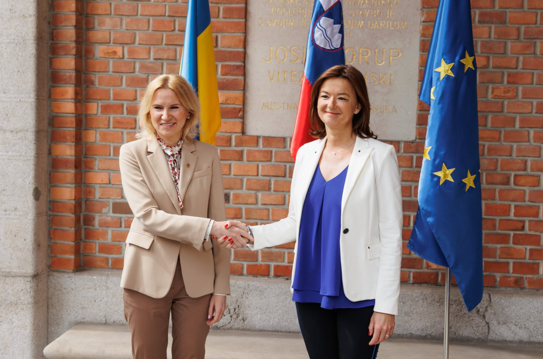 Tanja Fajon, Olena Kondratiuk