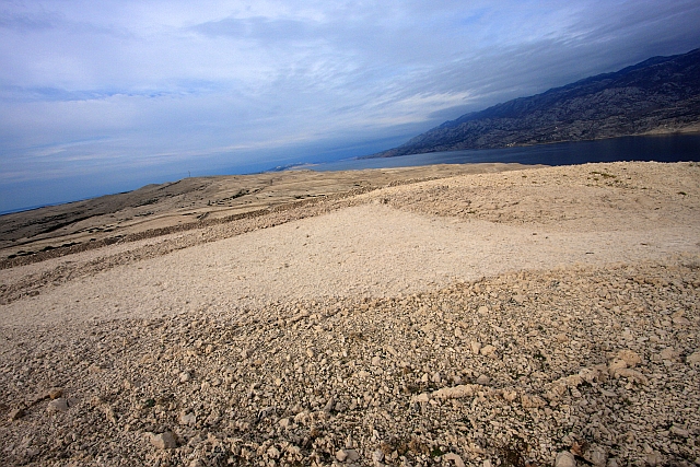 paški trikotnik, otok pag