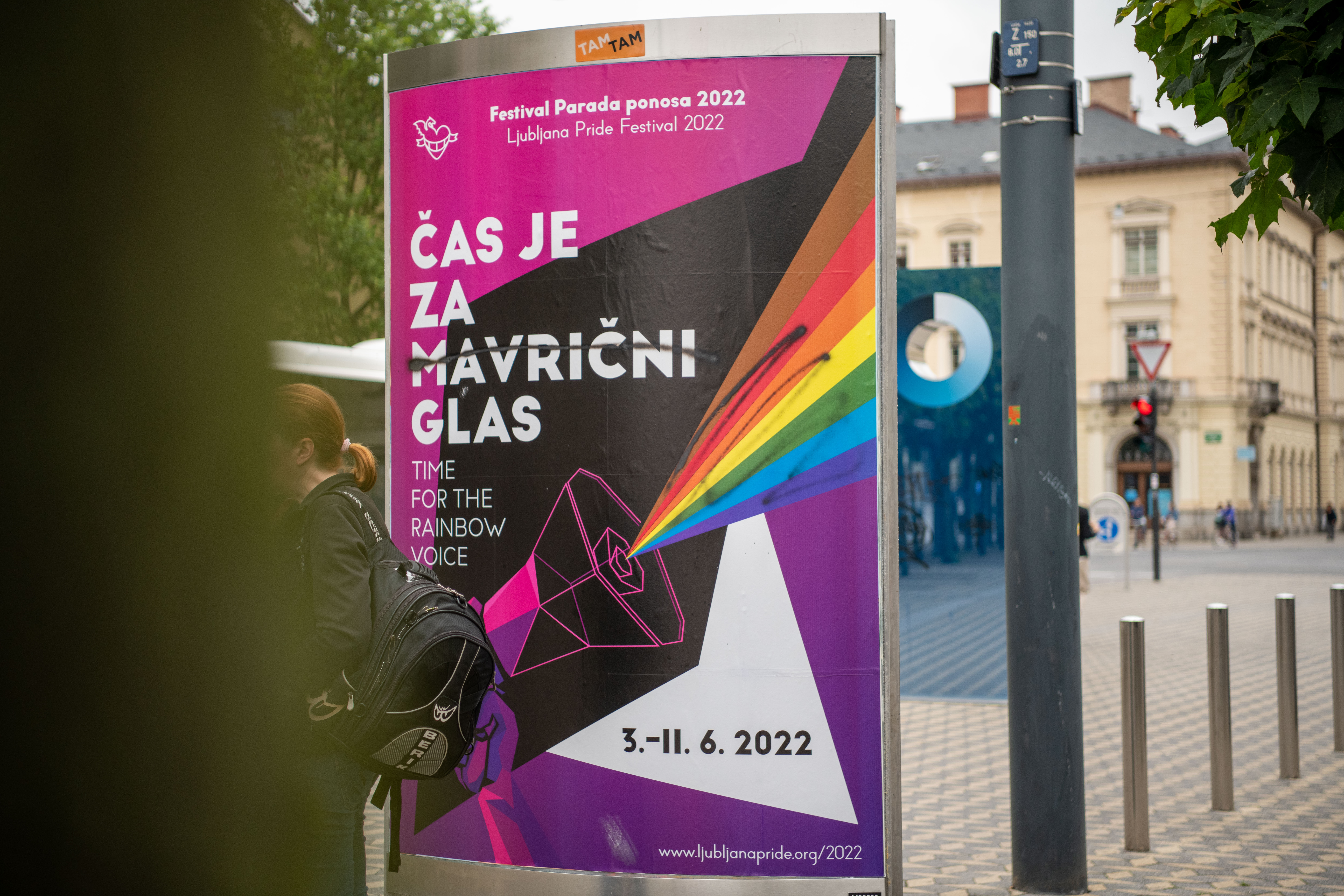 vandalizem, plakati, lgbt, nestrpnost