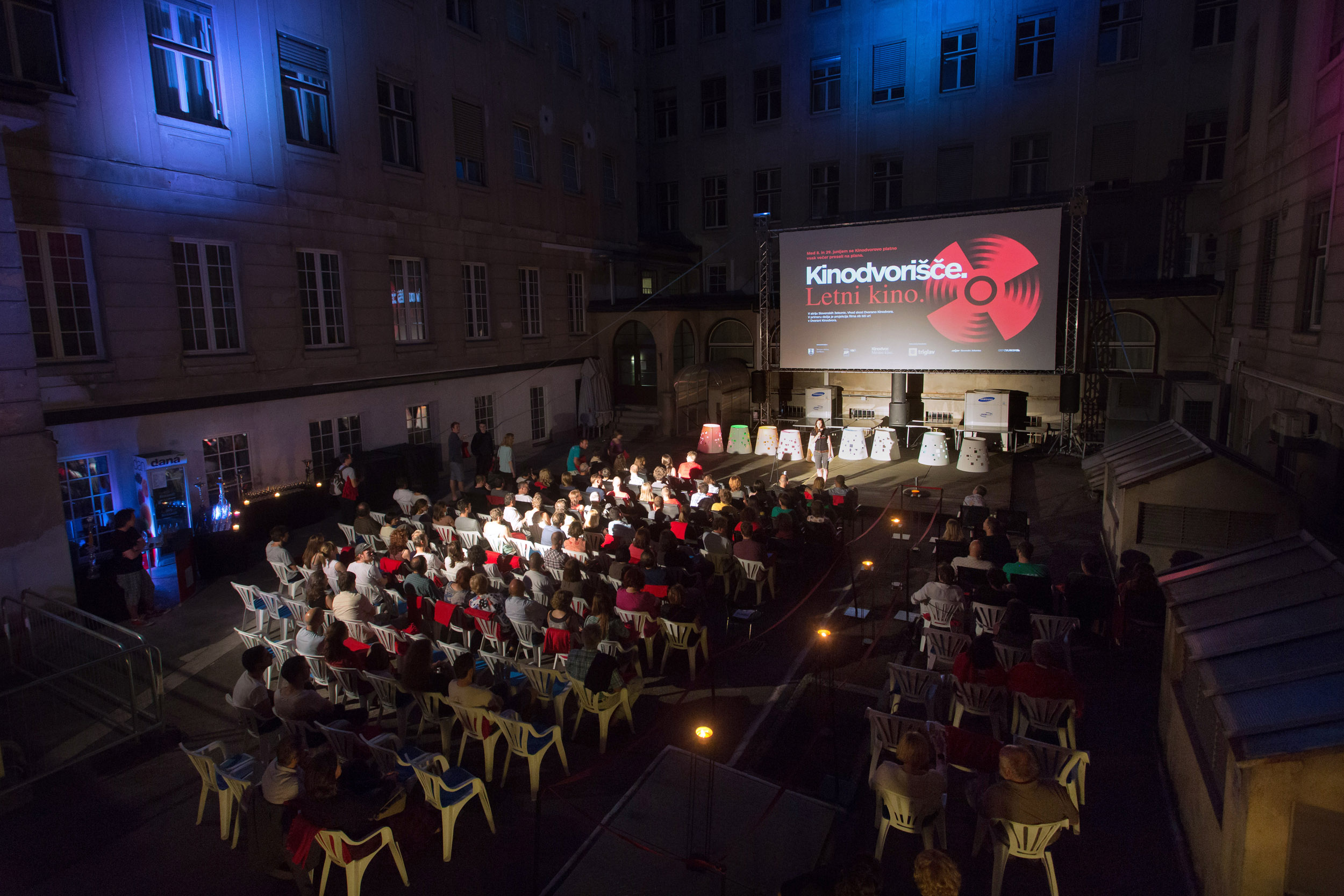 Kinodvorišče, kino, Kinodvor