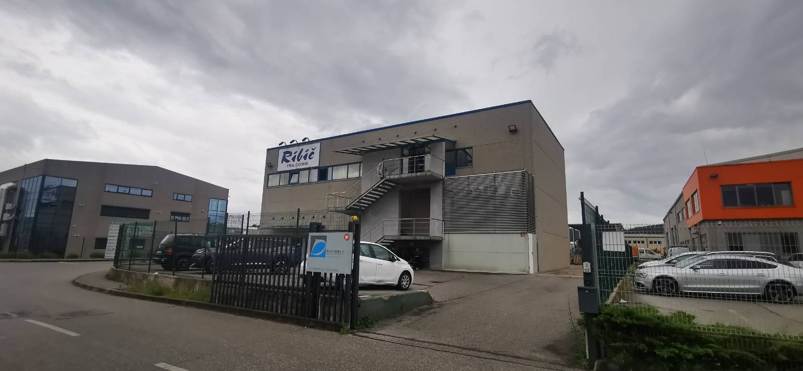 Marinblu, Salea, Kozina, delo