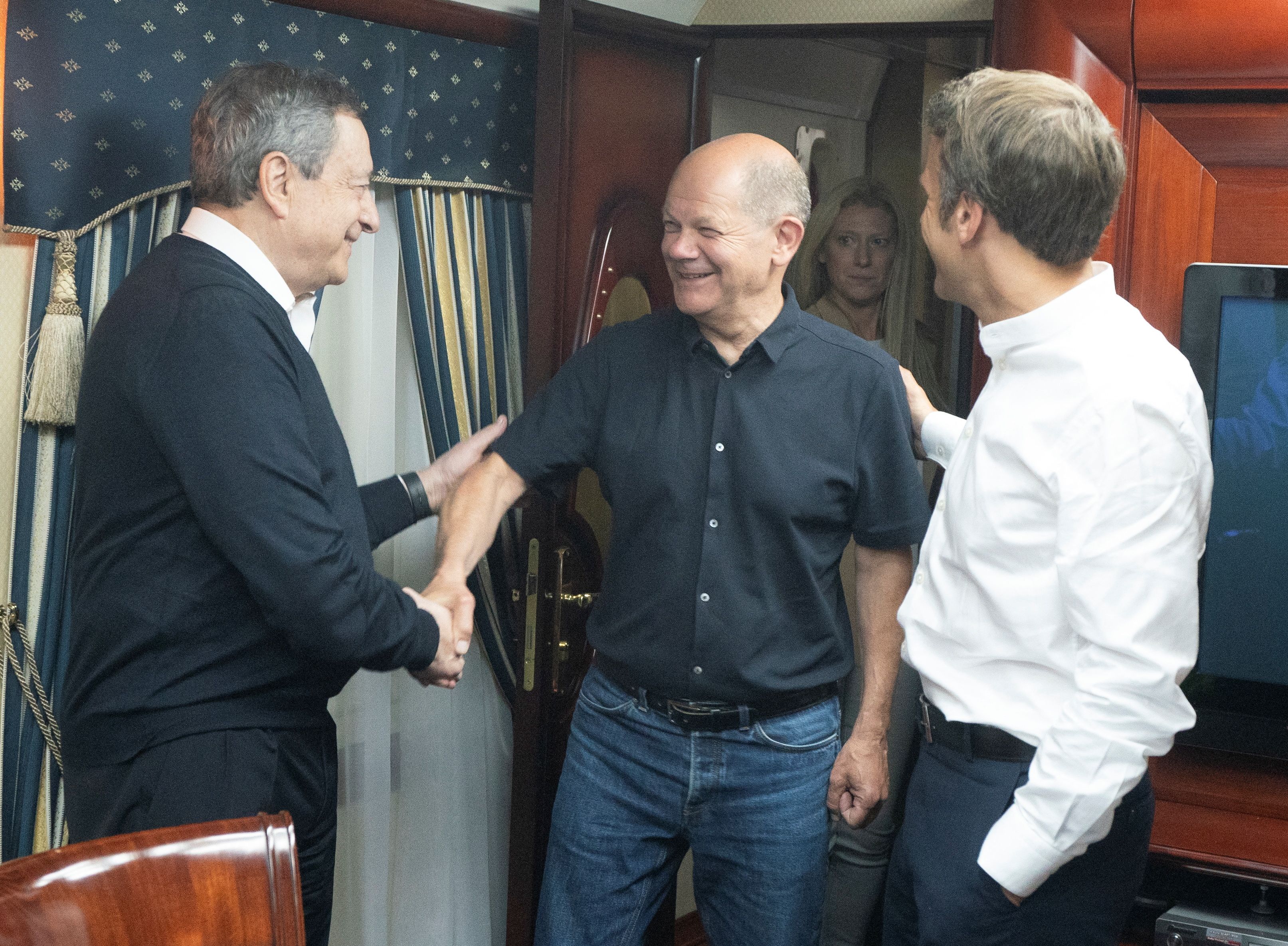 Macron, Scholz in Draghi