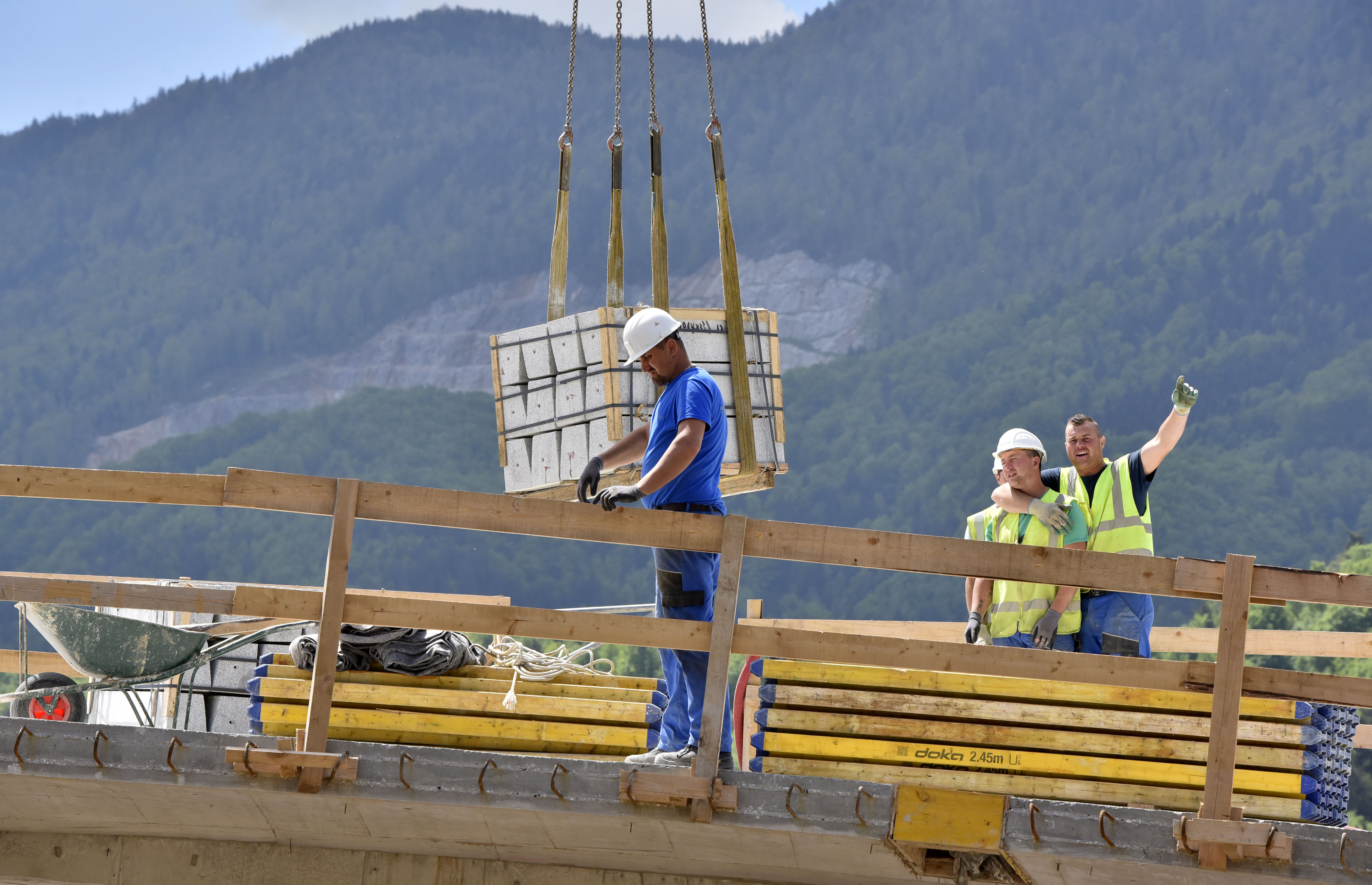 vročina, delavci, gradbišče