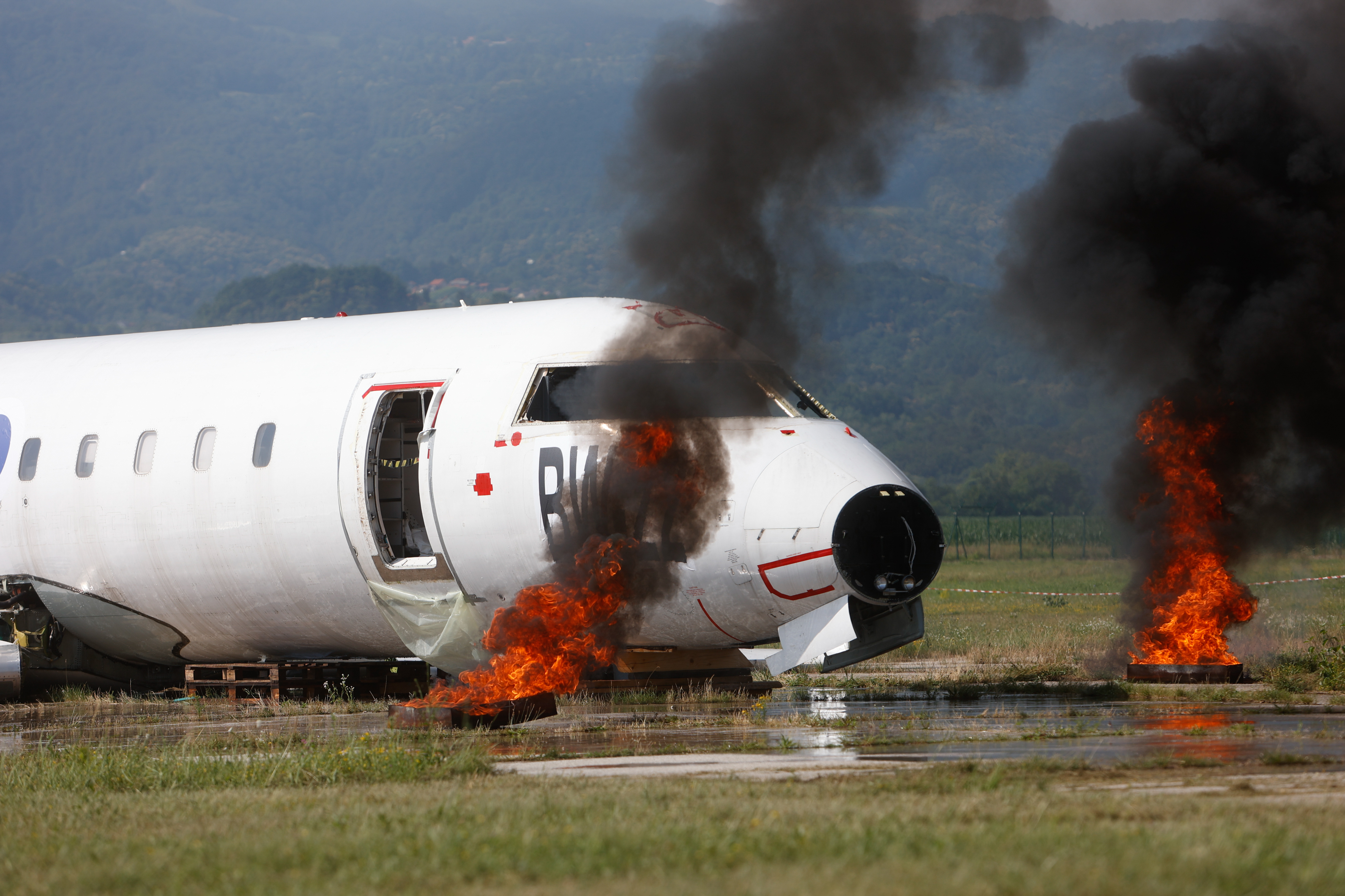 Vaja zlomljeno krilo 2022