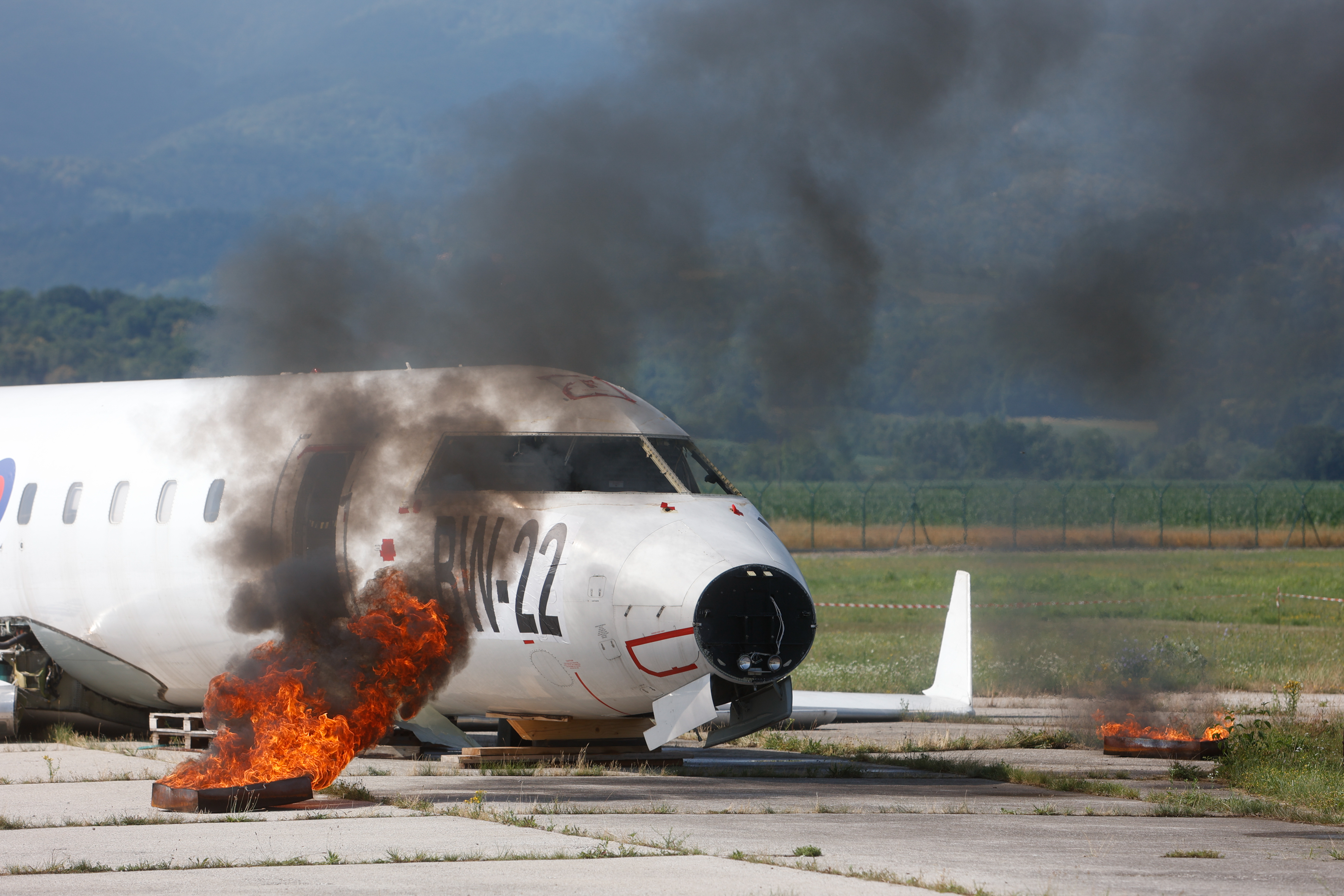 Vaja zlomljeno krilo 2022