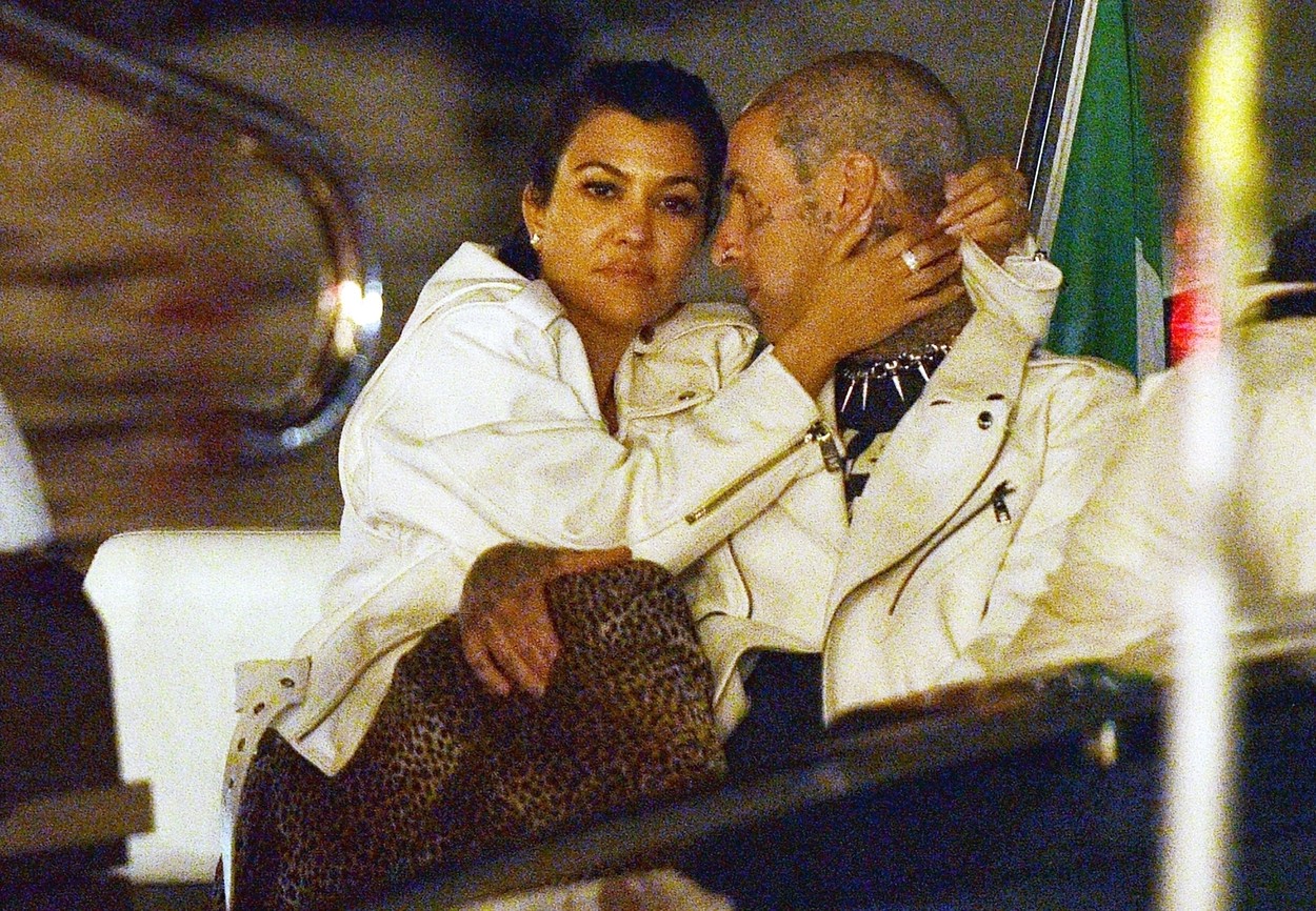 Kourtney Kardashian, Travis Baker