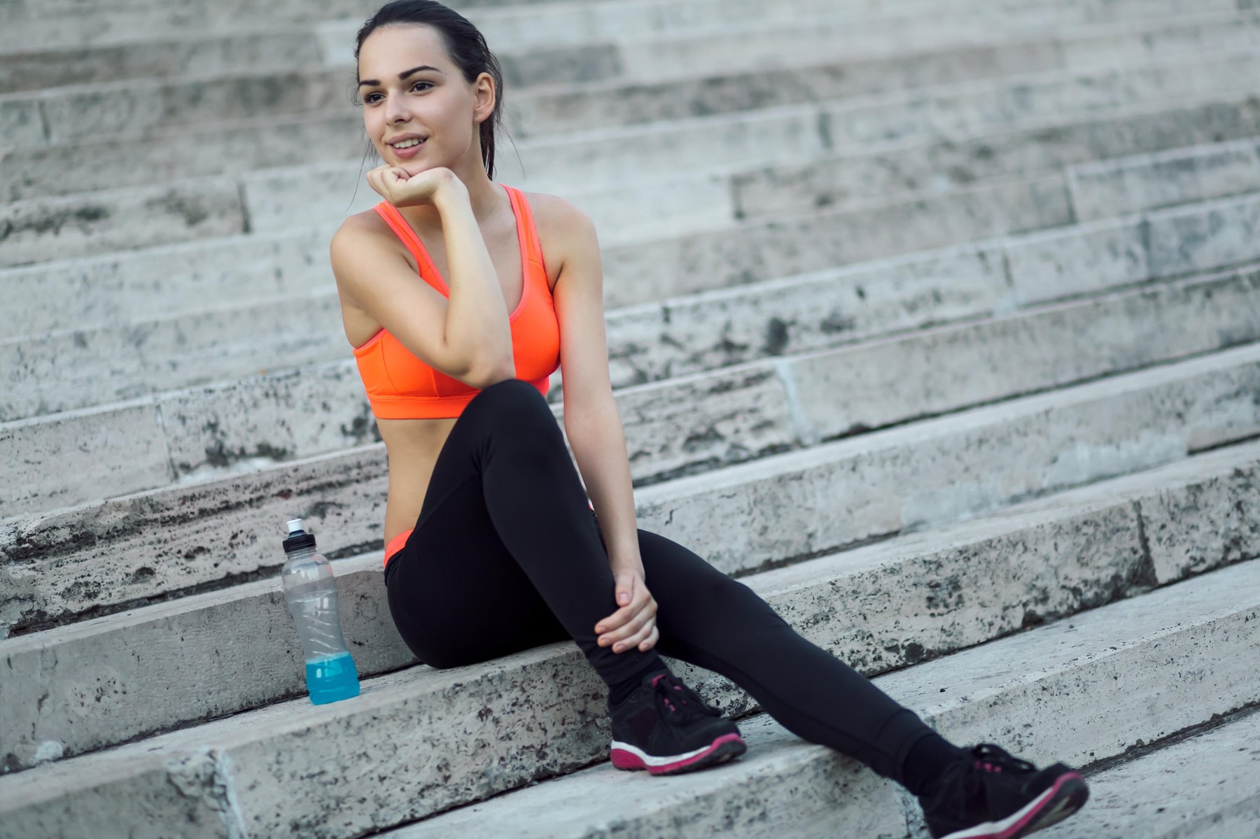 telovadba,ženska, stopnice