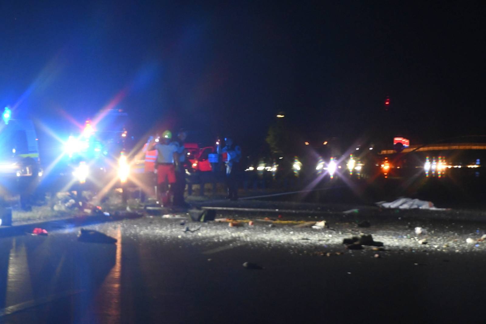 Prometna nesreča na gorenjski avtocesti