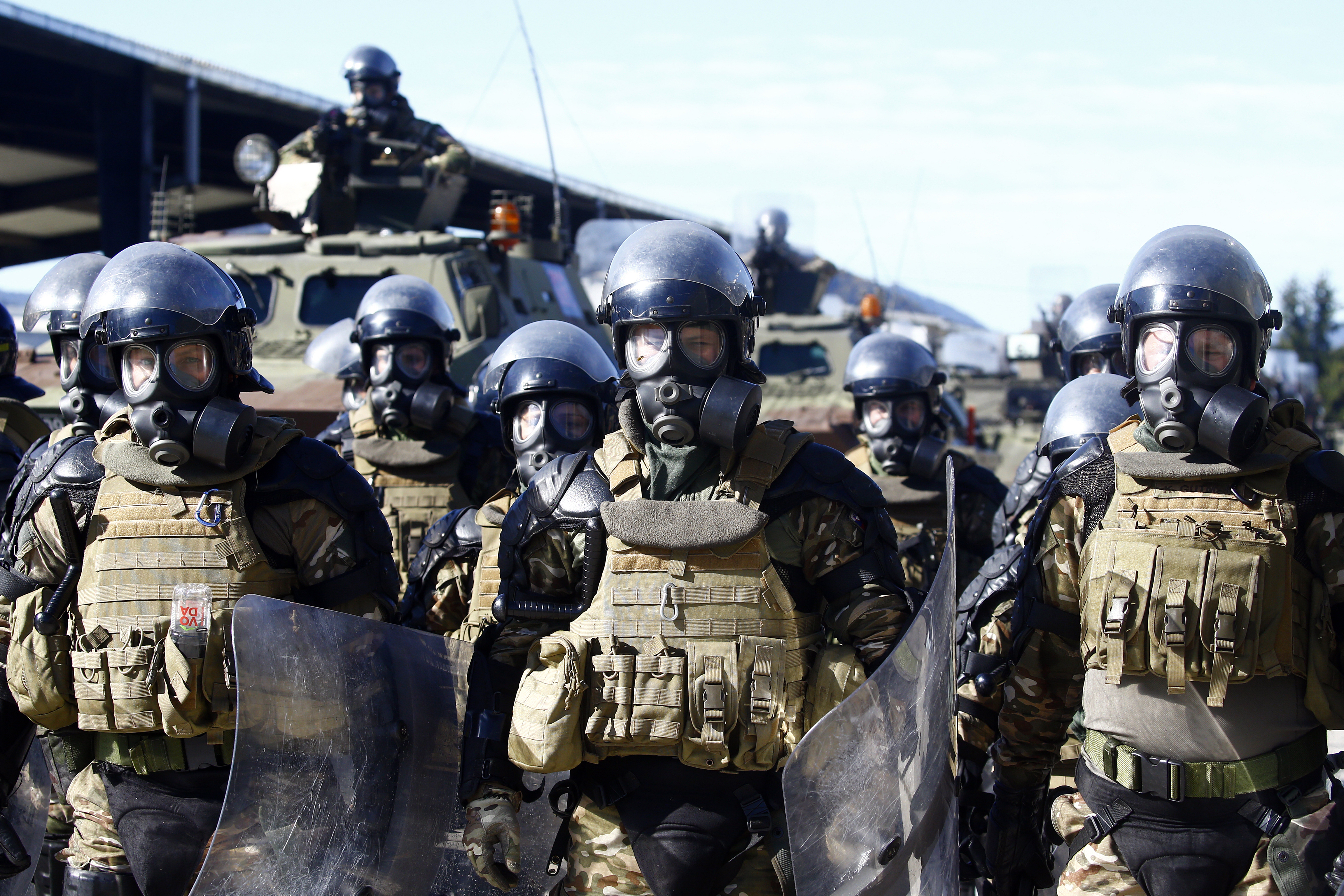 Vojaska vaja usposabljanje za nadzor mnozic